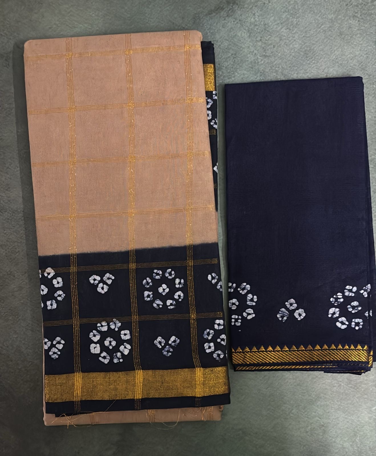 Tarangini wax batik zari kattam sungudi cotton saree beige and blue