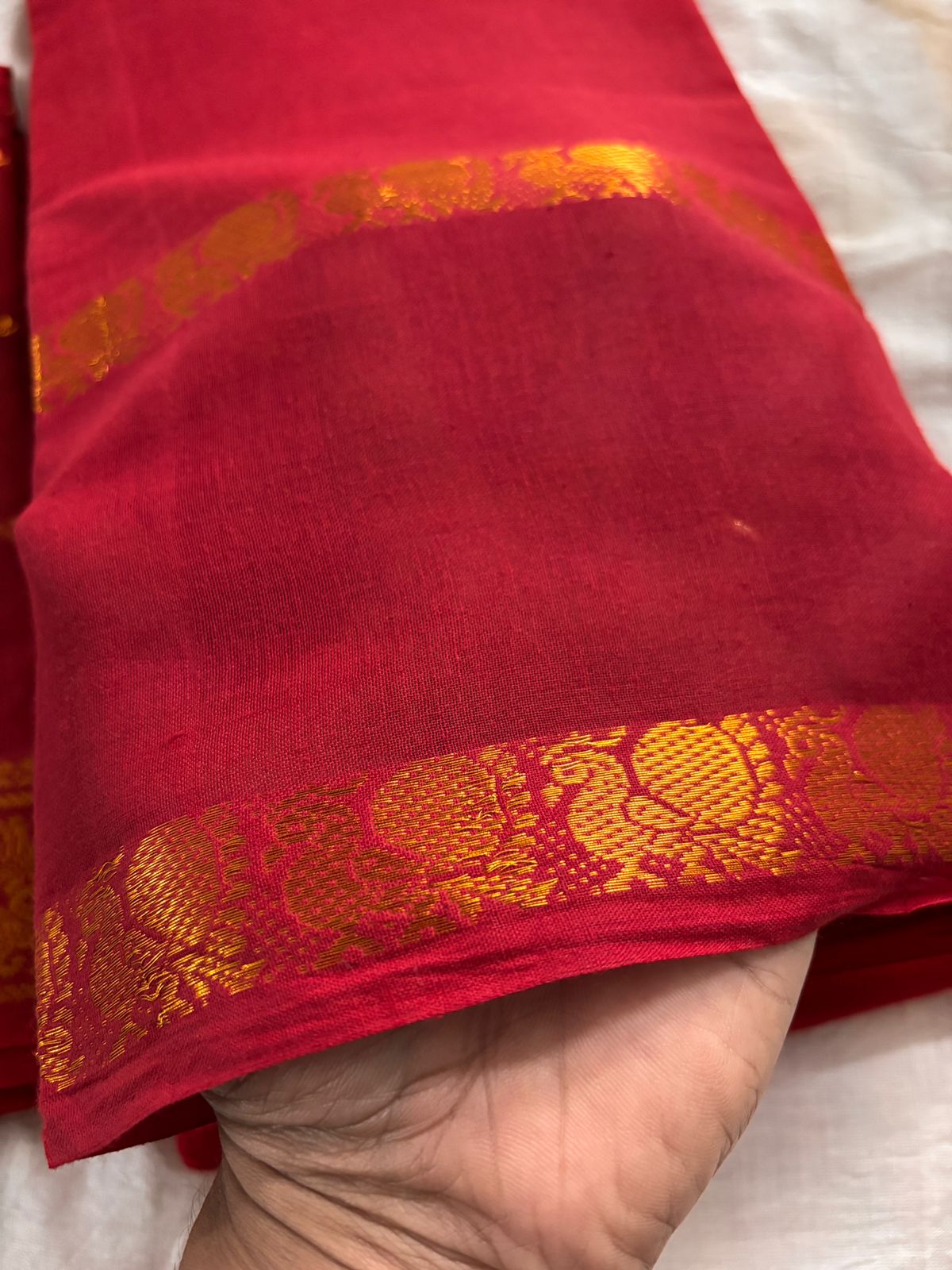 Tarangini Handloom Sungudi Cotton Sarees Red