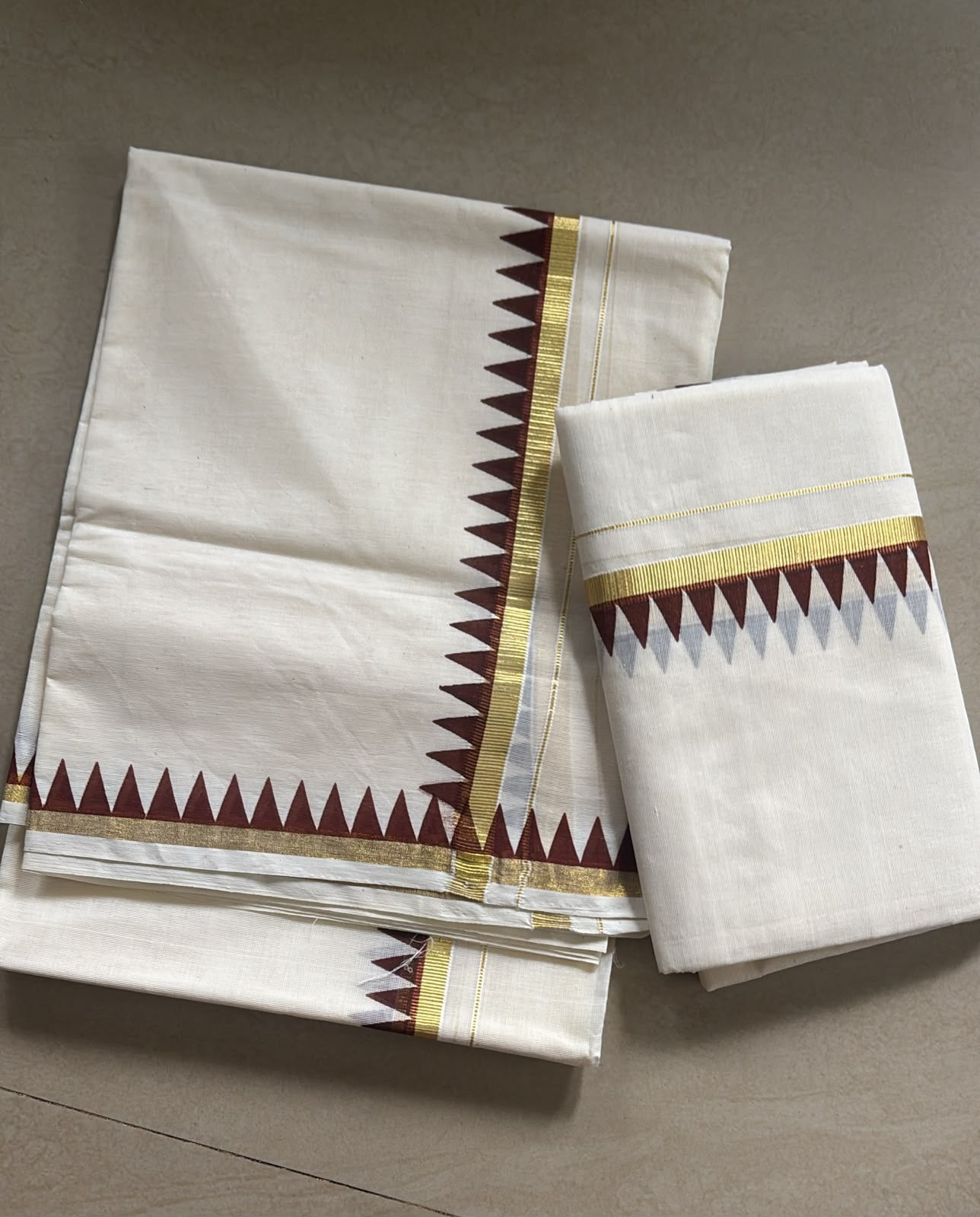 Temple border kasavu set Mundu brown