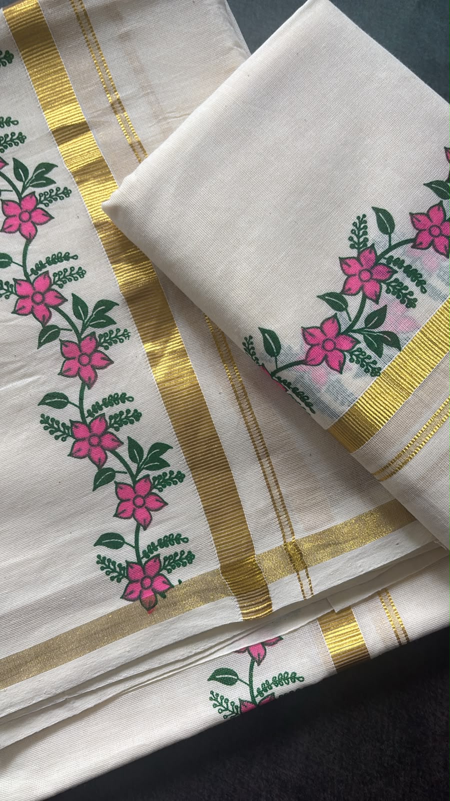 Kerala cotton kasavu Set Mundu with floral prints
