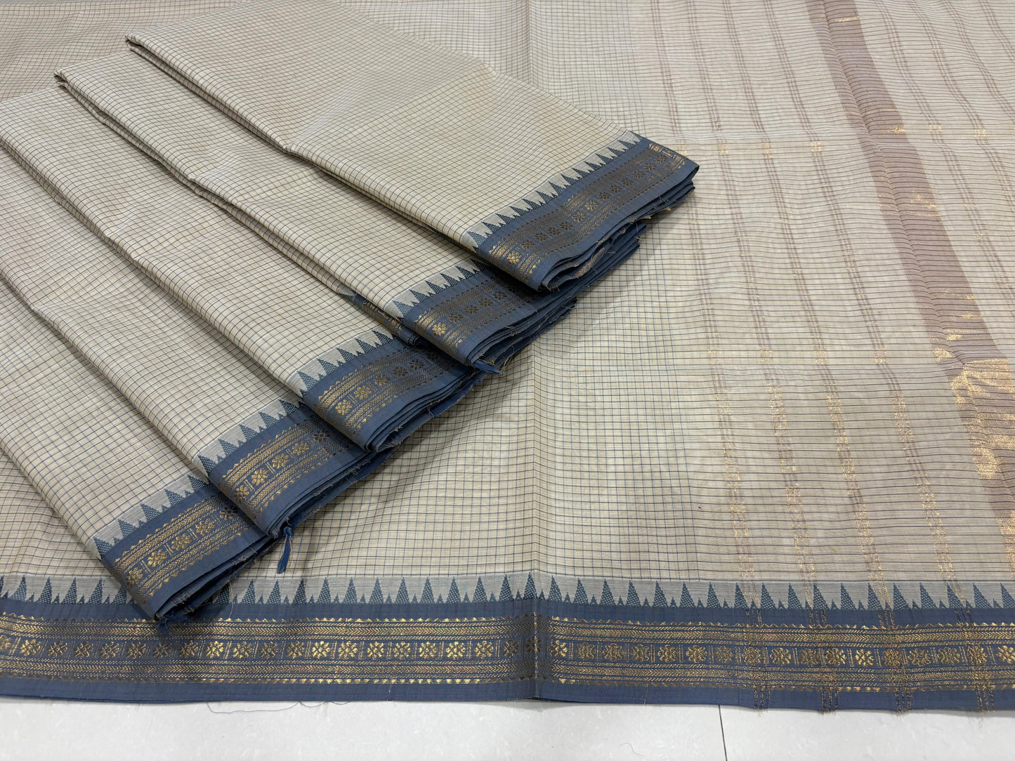 Korvai kanchi cotton contrast temple border sarees