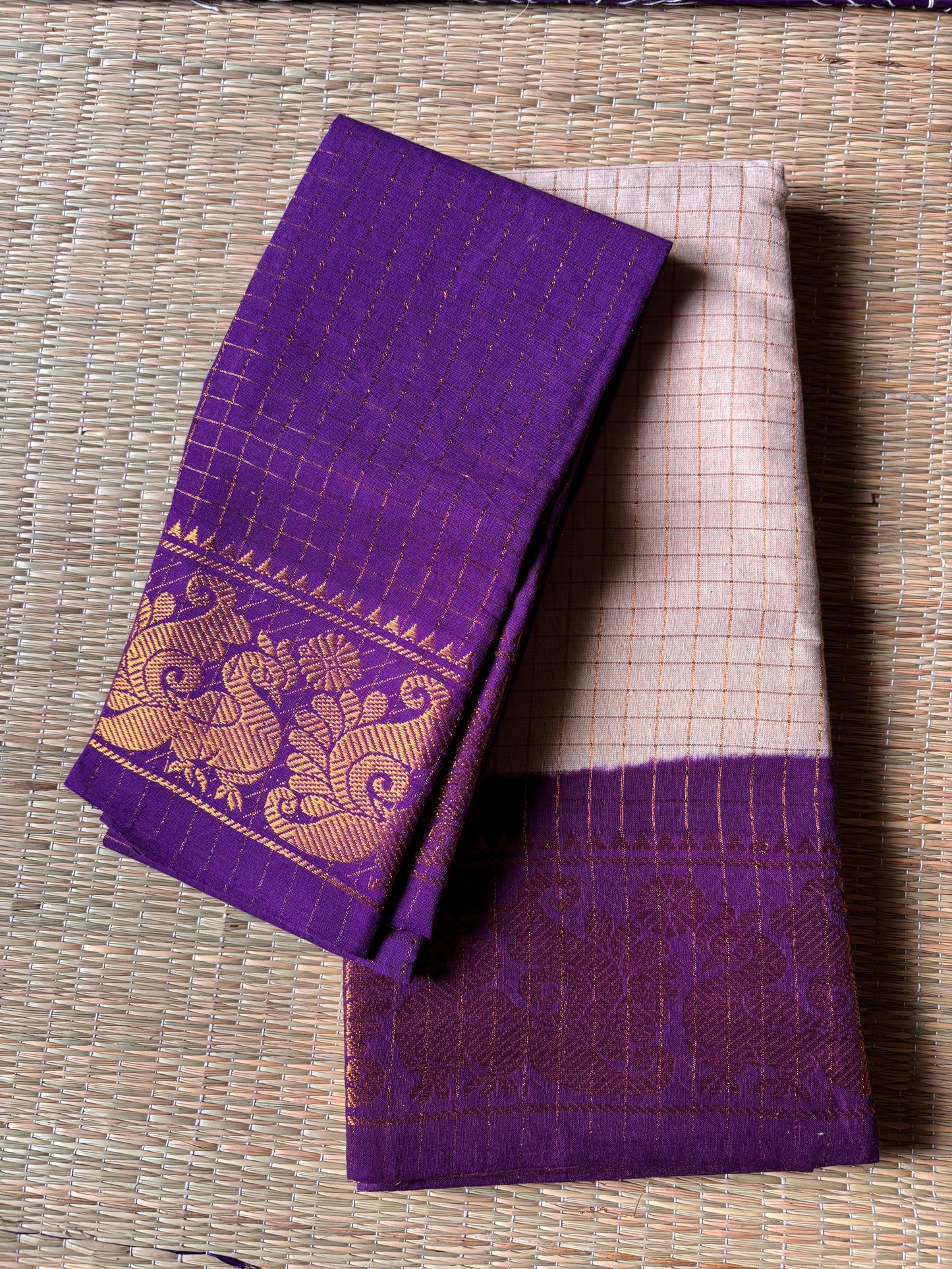 Tarangini : Sungudi Cotton zari kattam handloom beige Saree with violet border and Contrast Blouse TA12