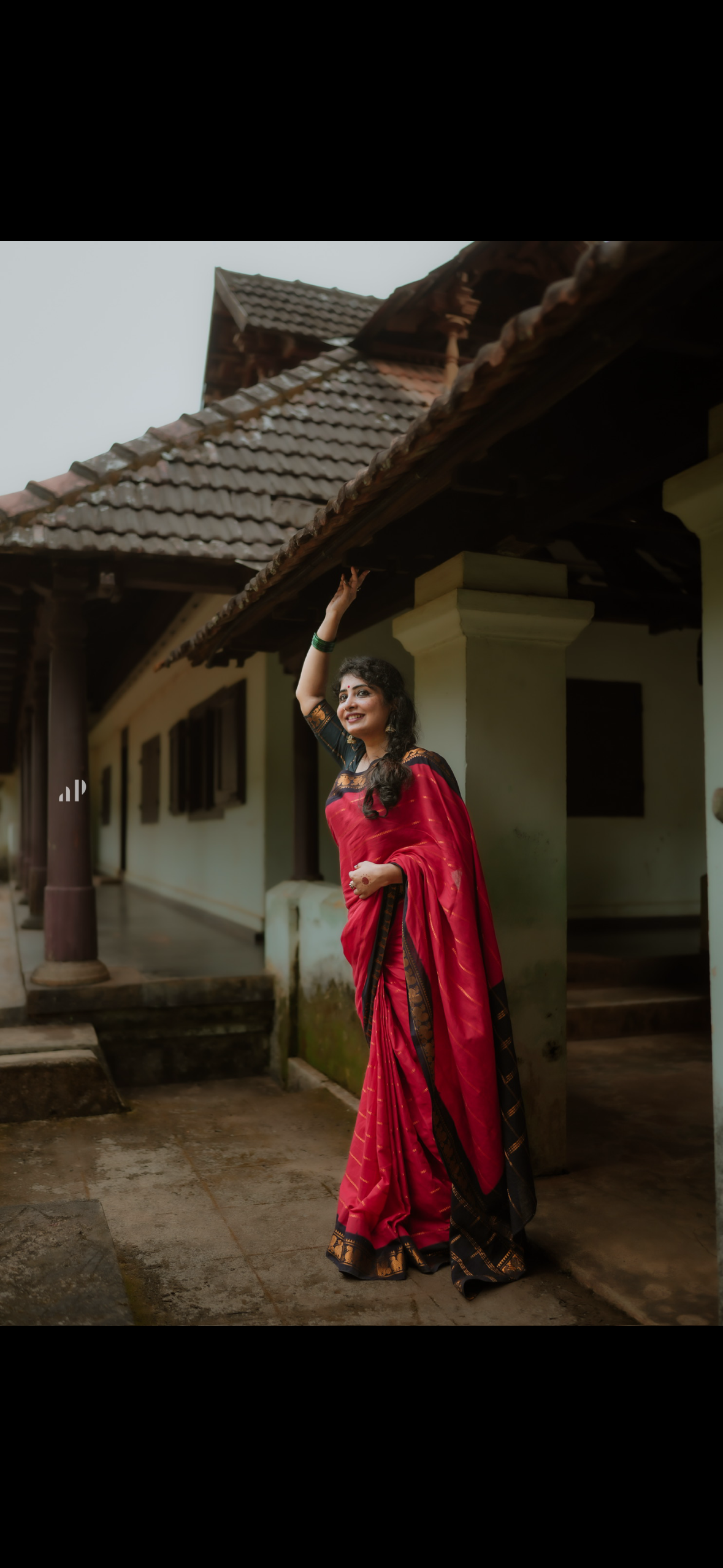 Tarangini Velthari Sungudi Cotton Handloom Saree with blouse piece