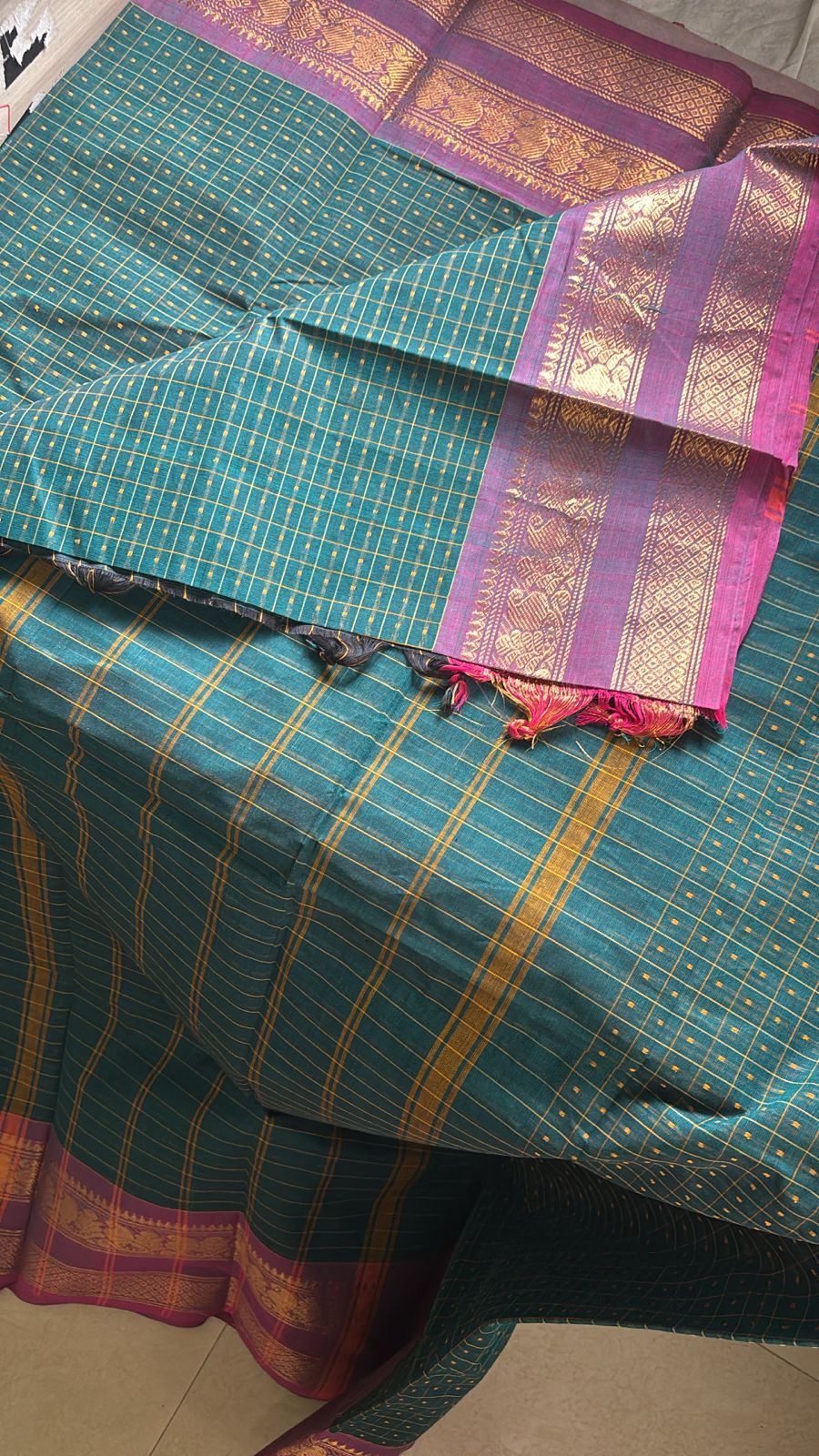Lakshadeepam thousand butta sarees with contrast border