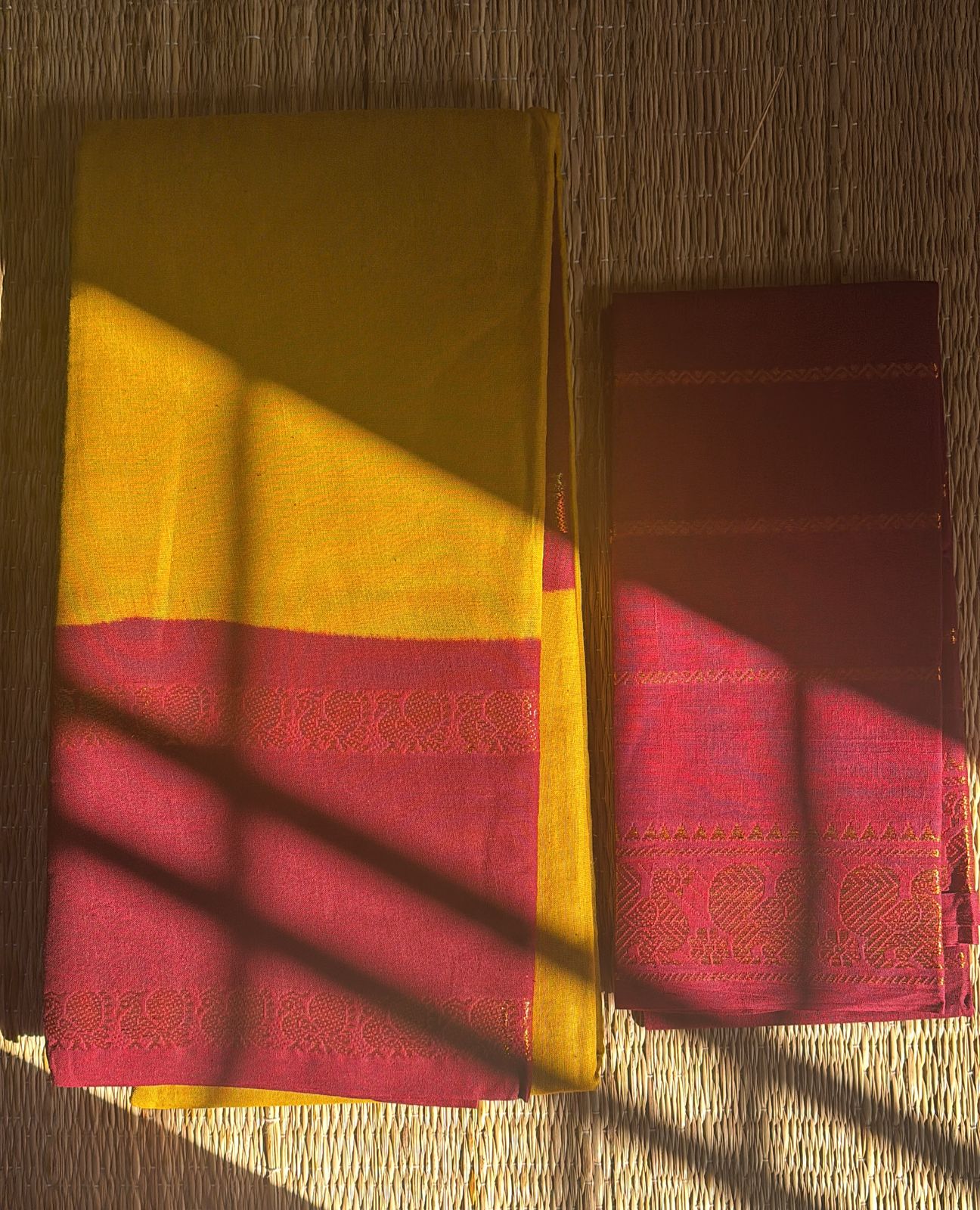 Sungudi cotton retta petta border Saree with contrast Pallu and border mustard and maroon