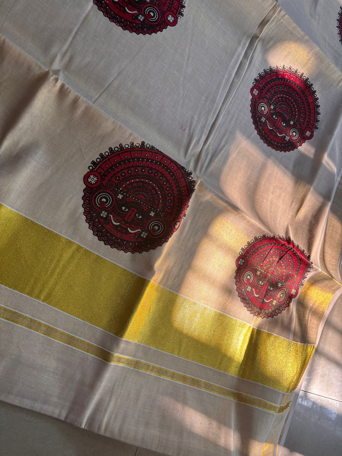 Sarvani Golden Tissue Theyyam Kerala Set Saree SAR09