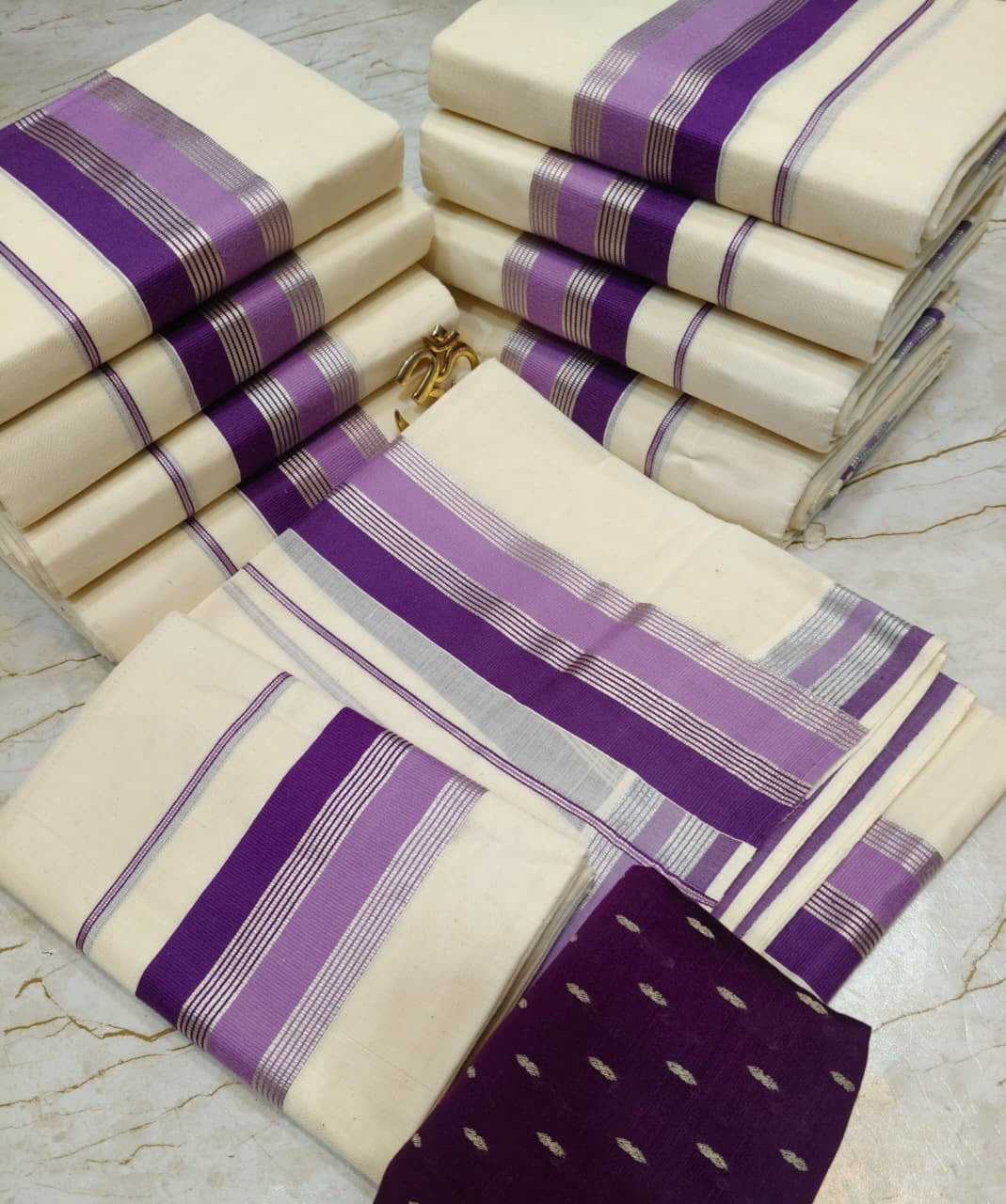 Kattikara violet set Mundu