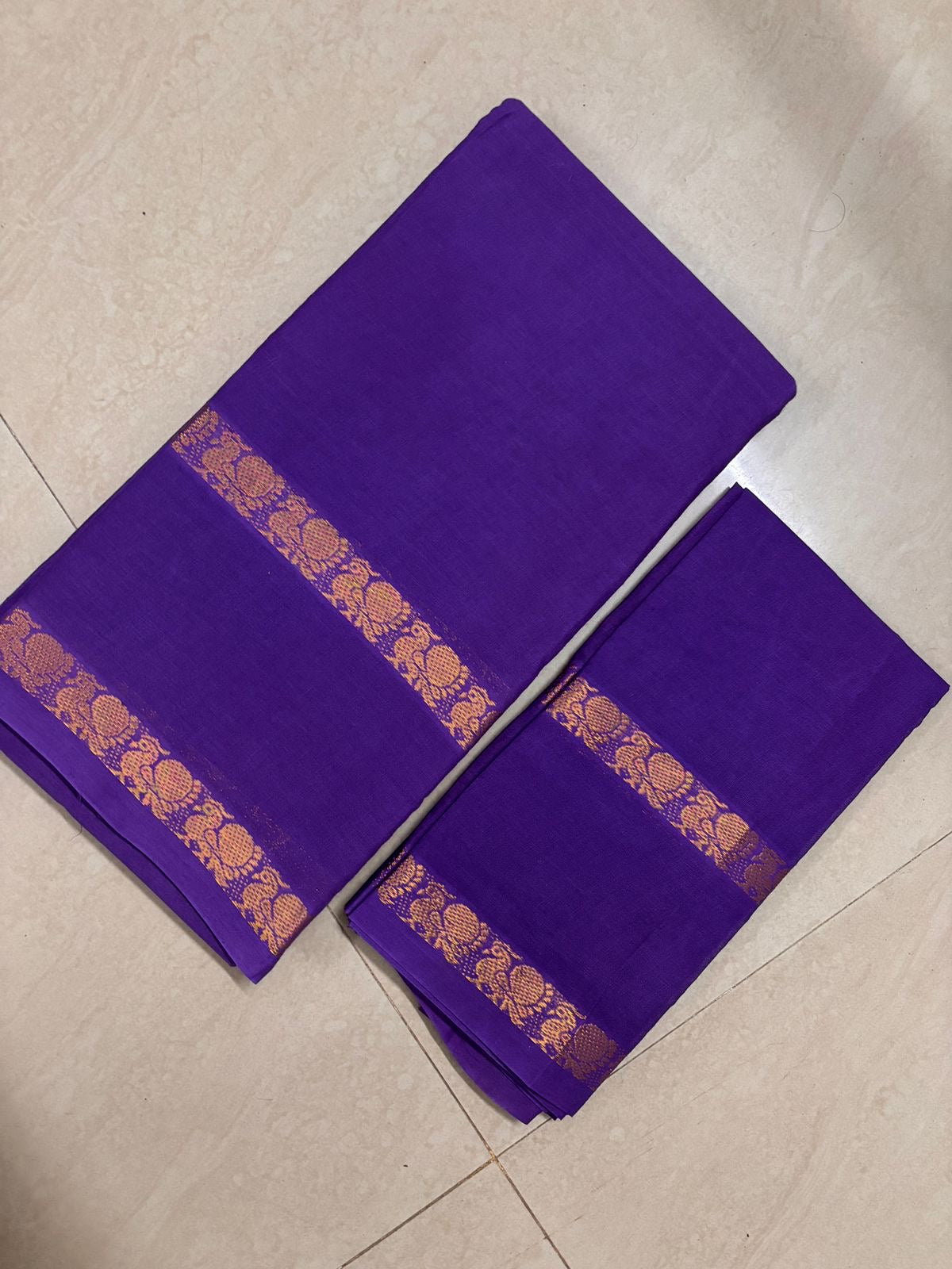 Tarangini Sungudi Cotton sarees with blouse violet
