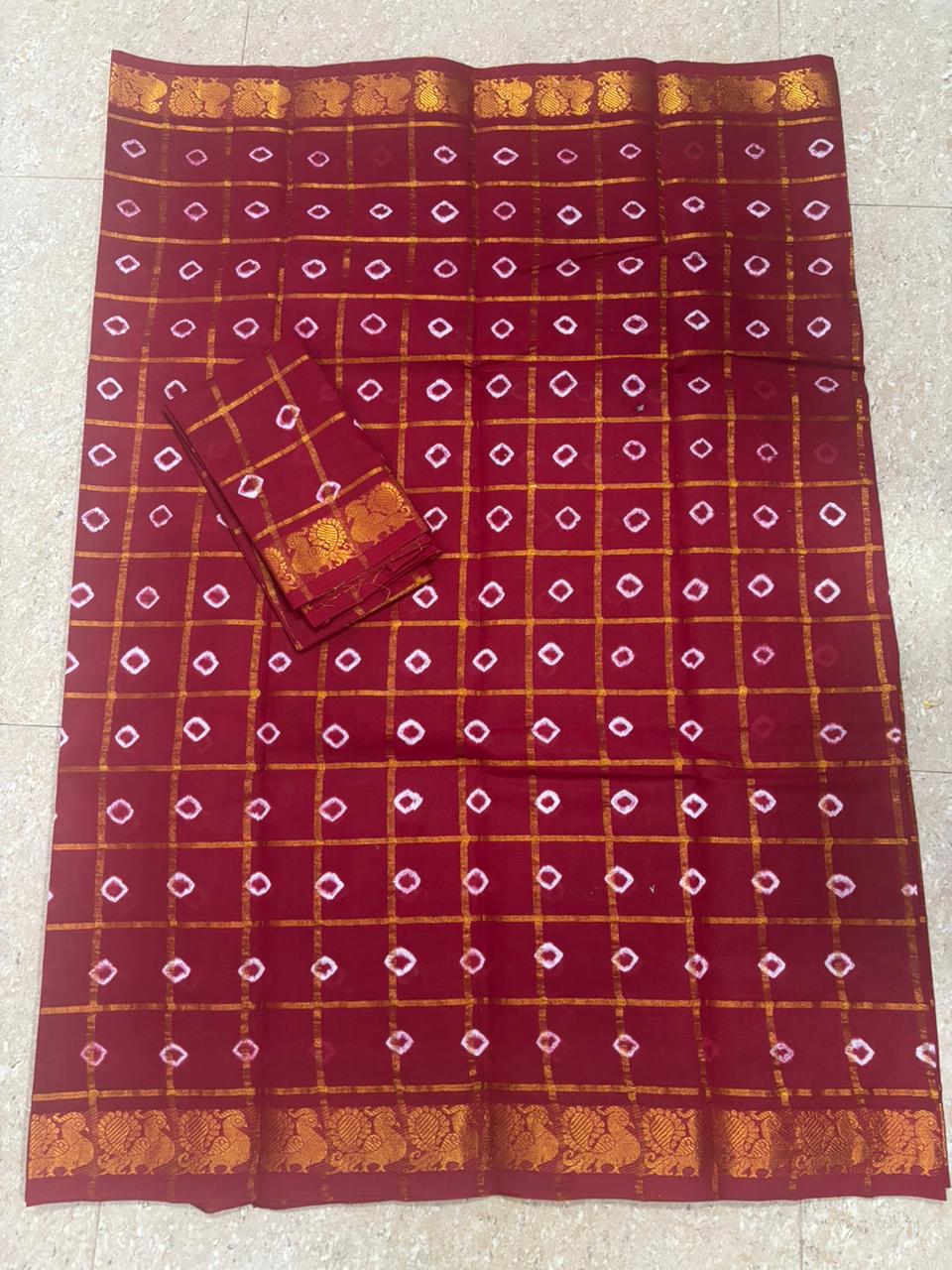 Taarika Maroon bhandani Sungudi Cotton Saree