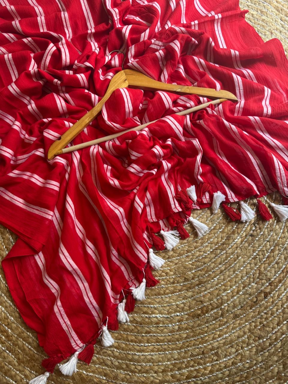 Viharika (विहारिका) handloom Bengal Mul cotton sarees, Red &white stripes