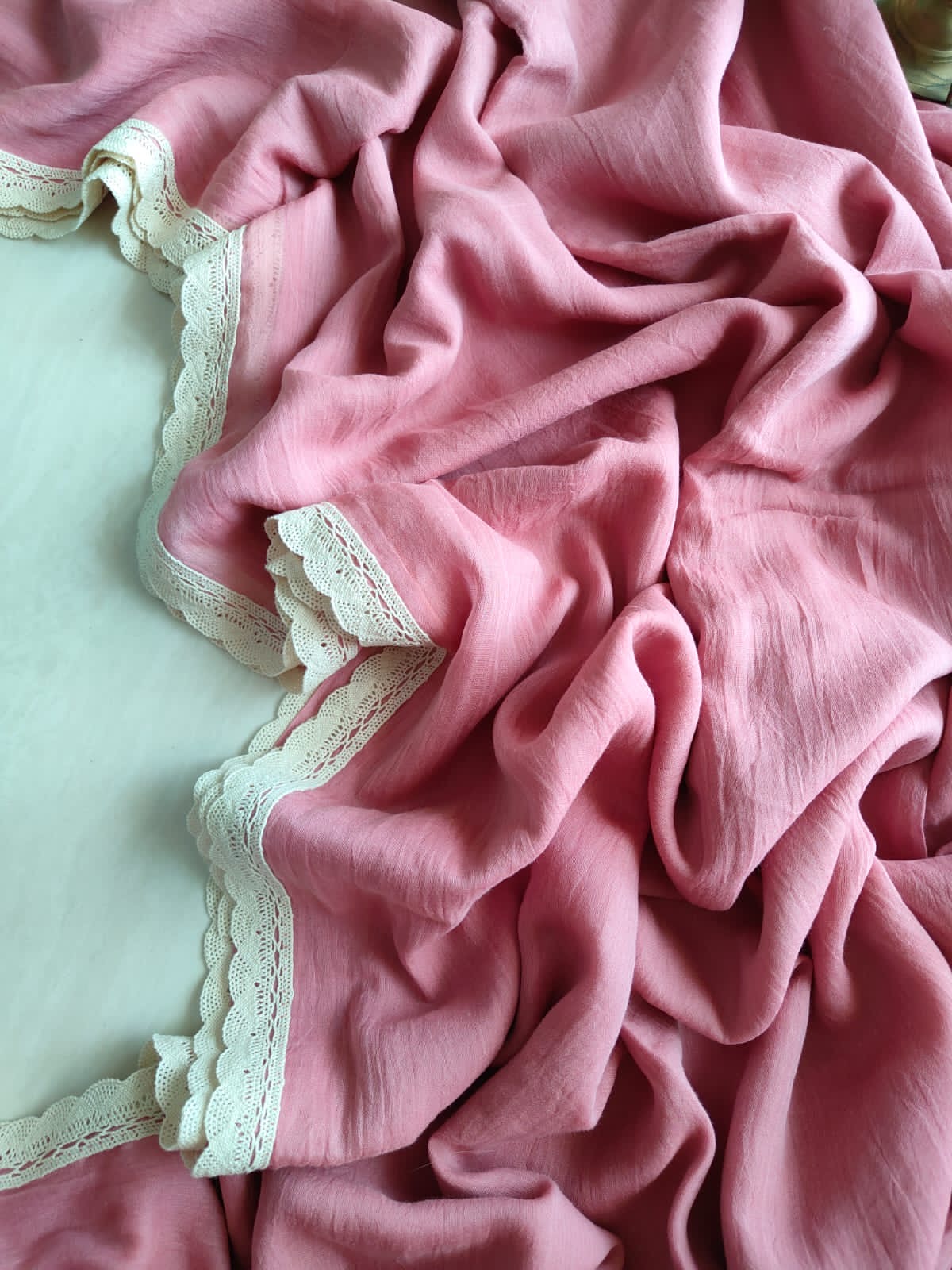Viharika (विहारिका) Flowy lace: Powder Pink V04
