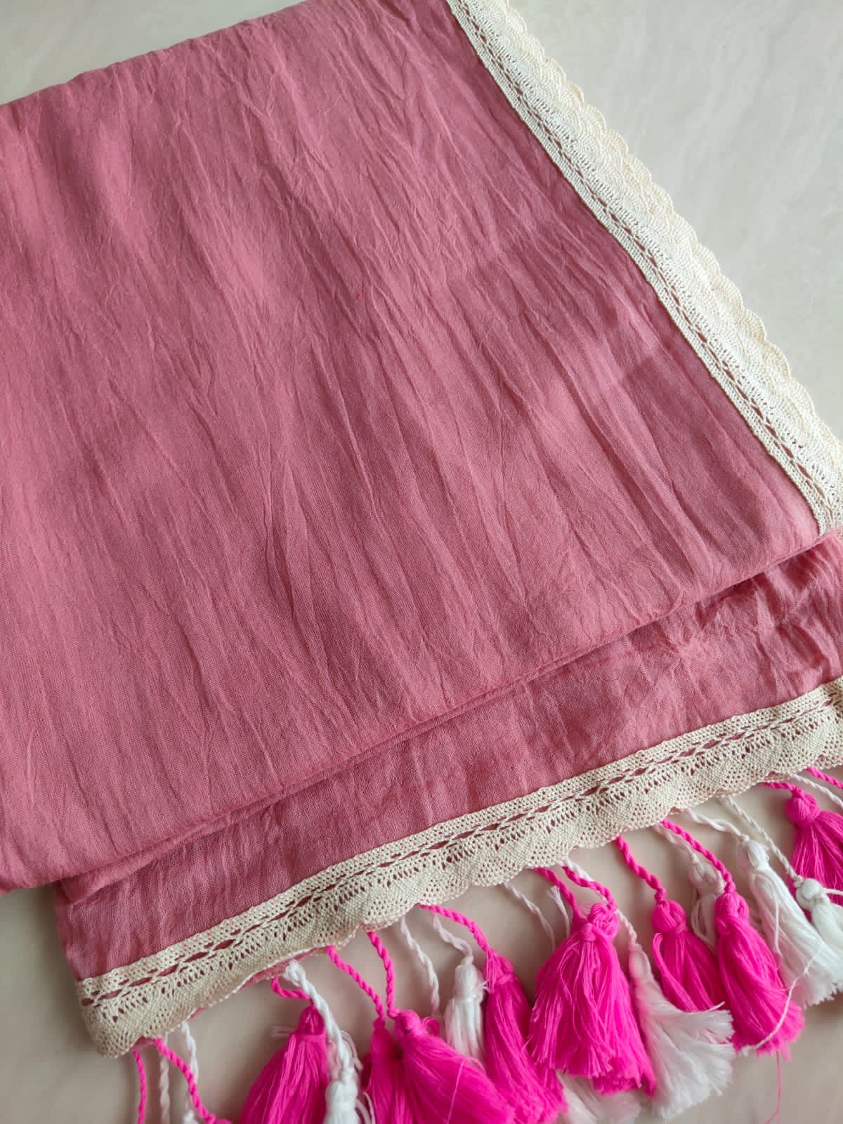 Viharika (विहारिका) Flowy lace: Powder Pink V04