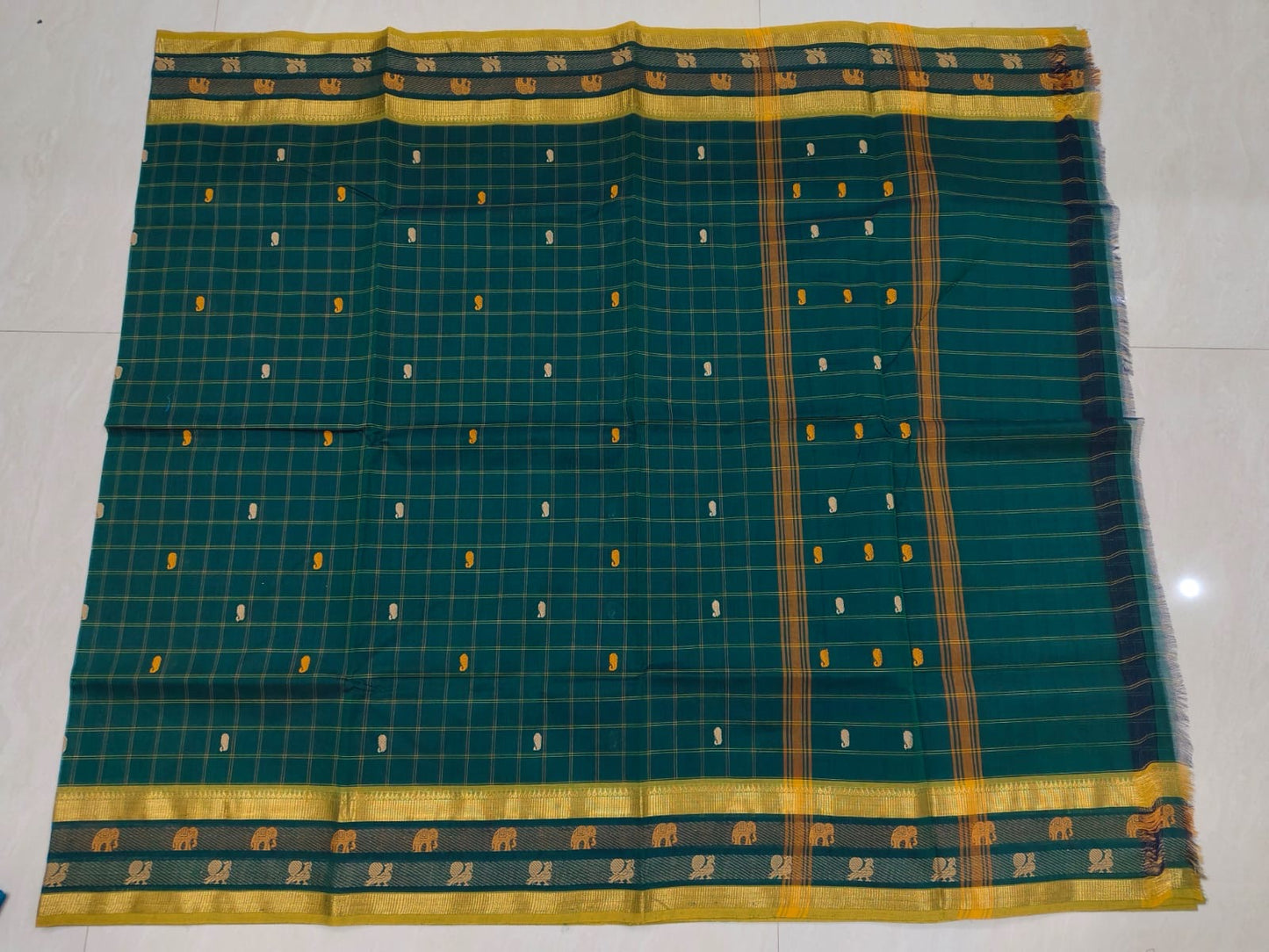 Sangita vintage cotton sarees without blouse piece