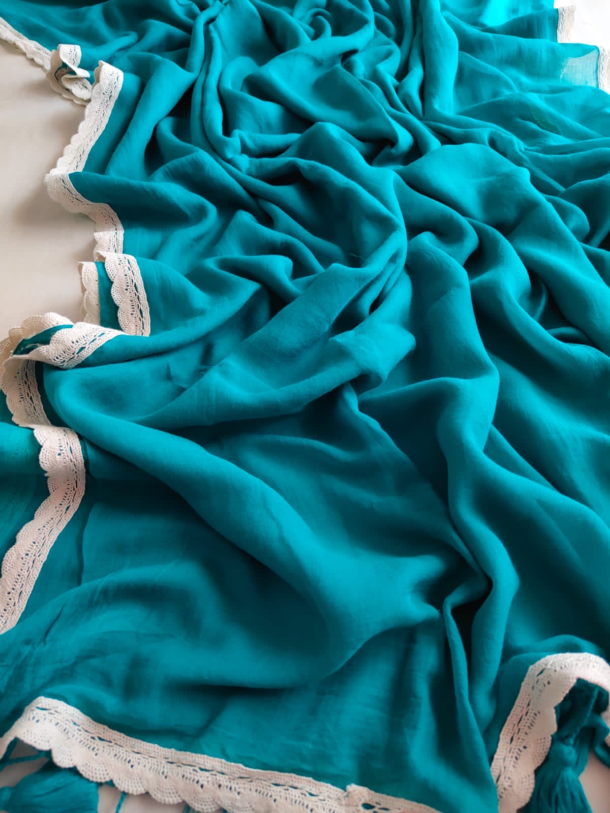 Viharika(विहारिका) Flowy lace: Blue V03