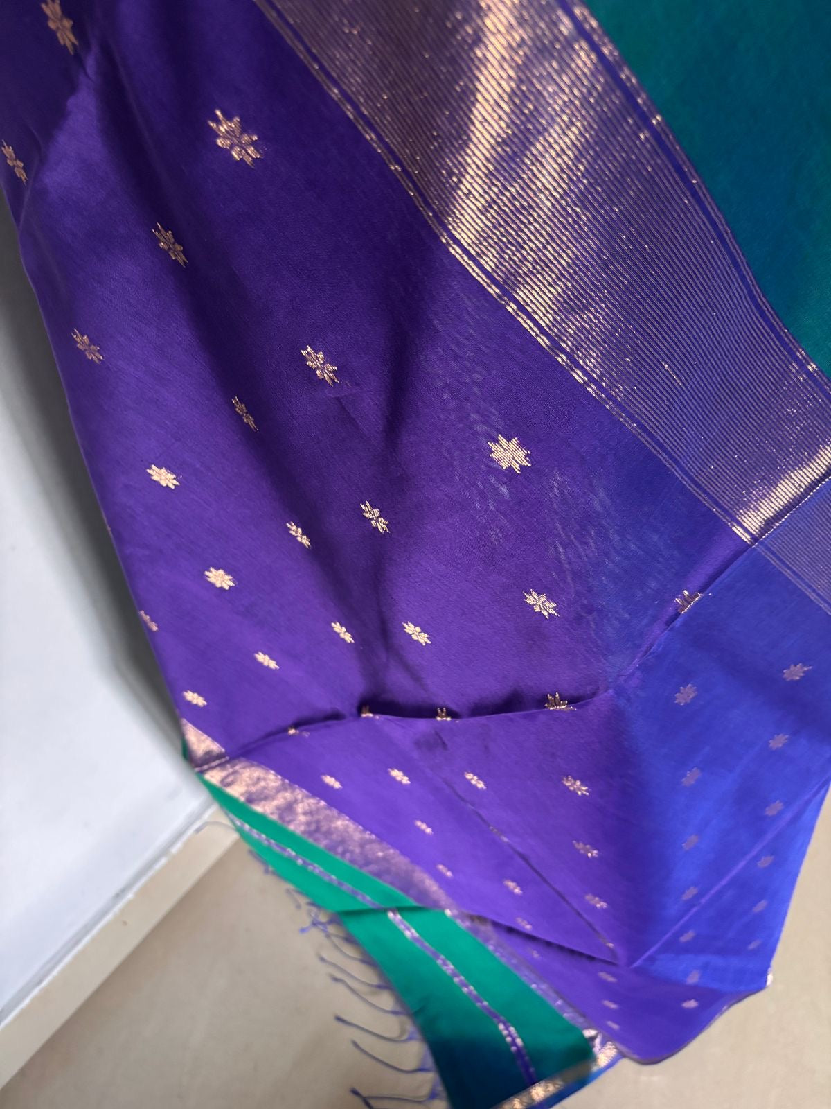 Kalyanika (कल्याणिका) Handloom Maheshwari Silk Cotton Sarees,Peacock green and violet KM06