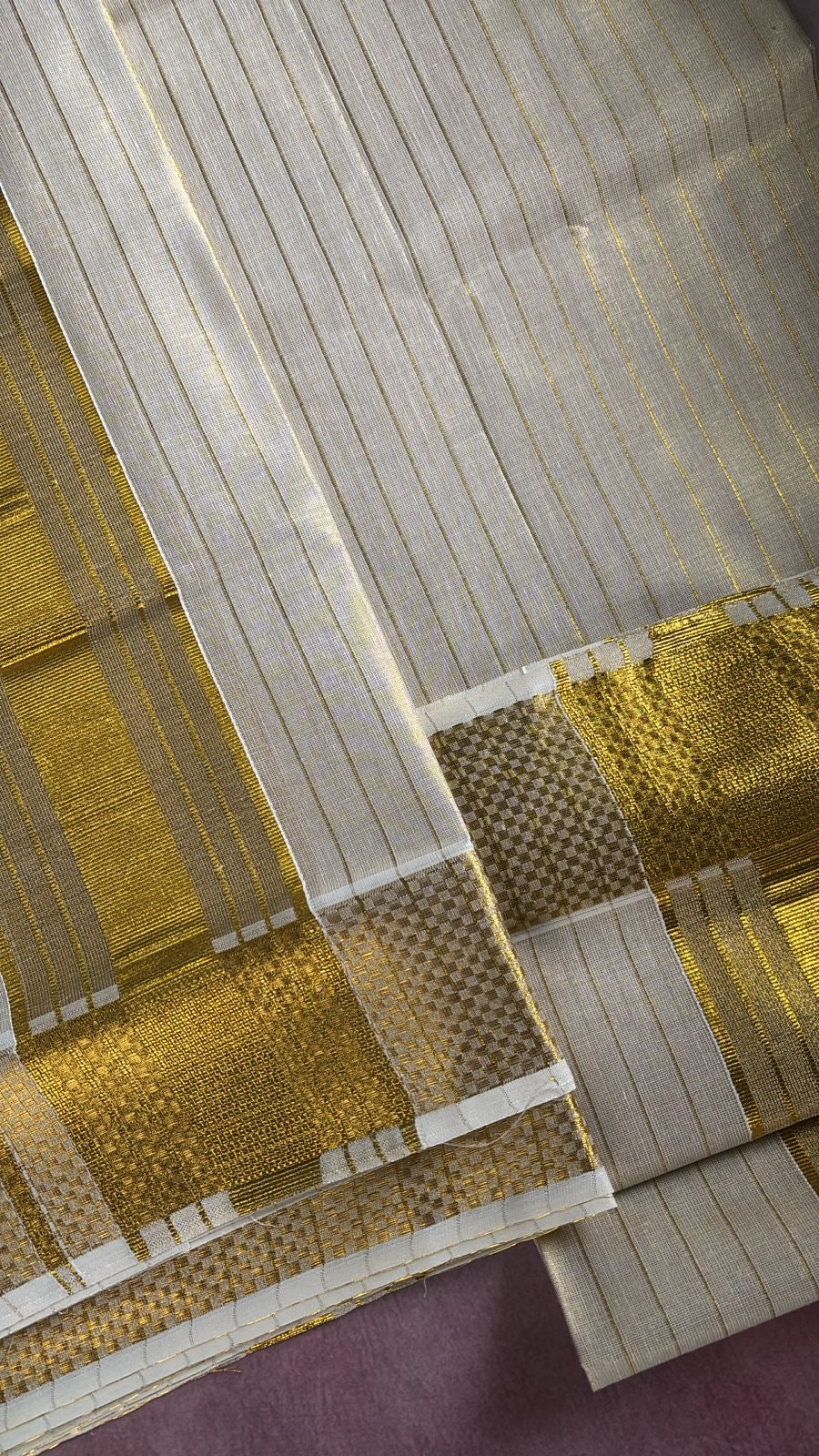 Sarvani 5 inch broad border zari striped Kasavu Set mundu
