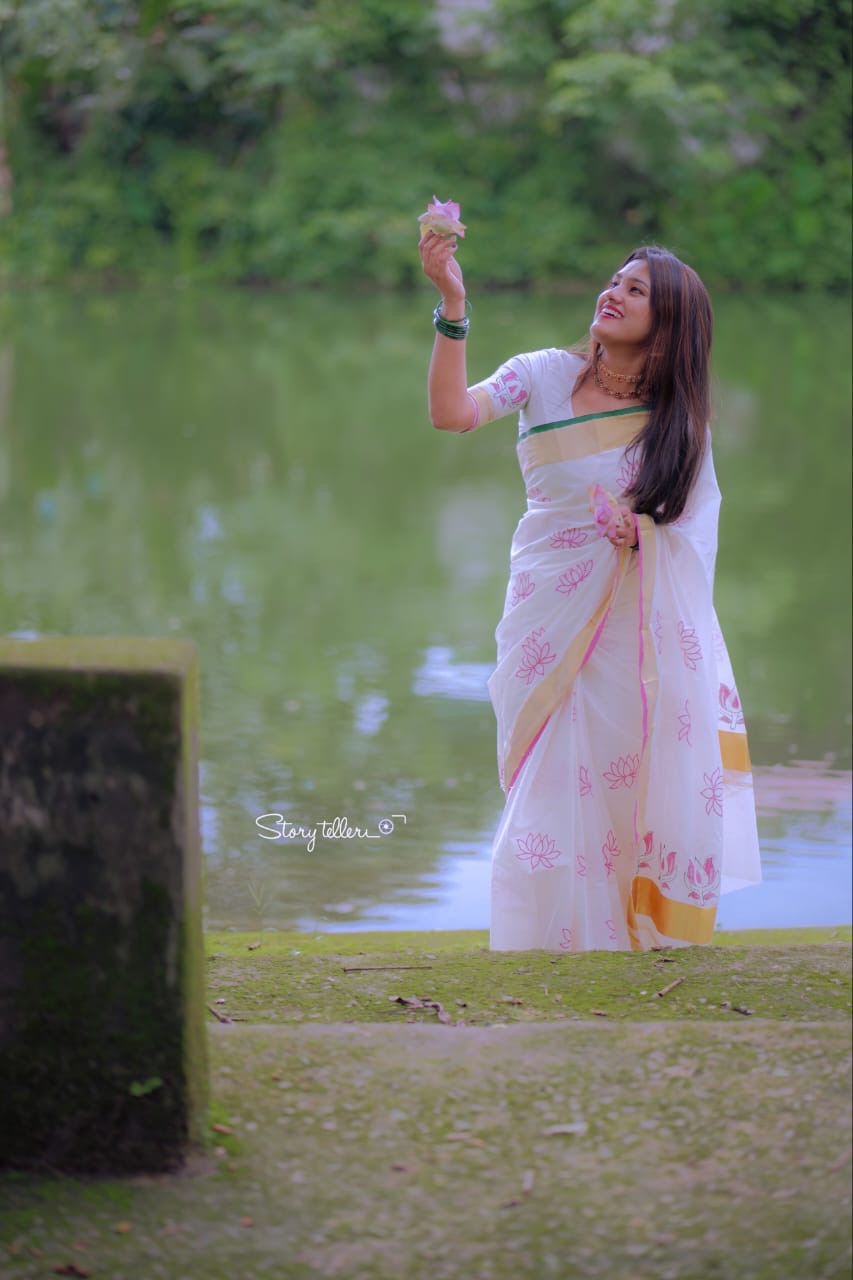 Sarvani Premium Hand block printed Kerala set saree pink lotus( Shwetha menon’s favourite)