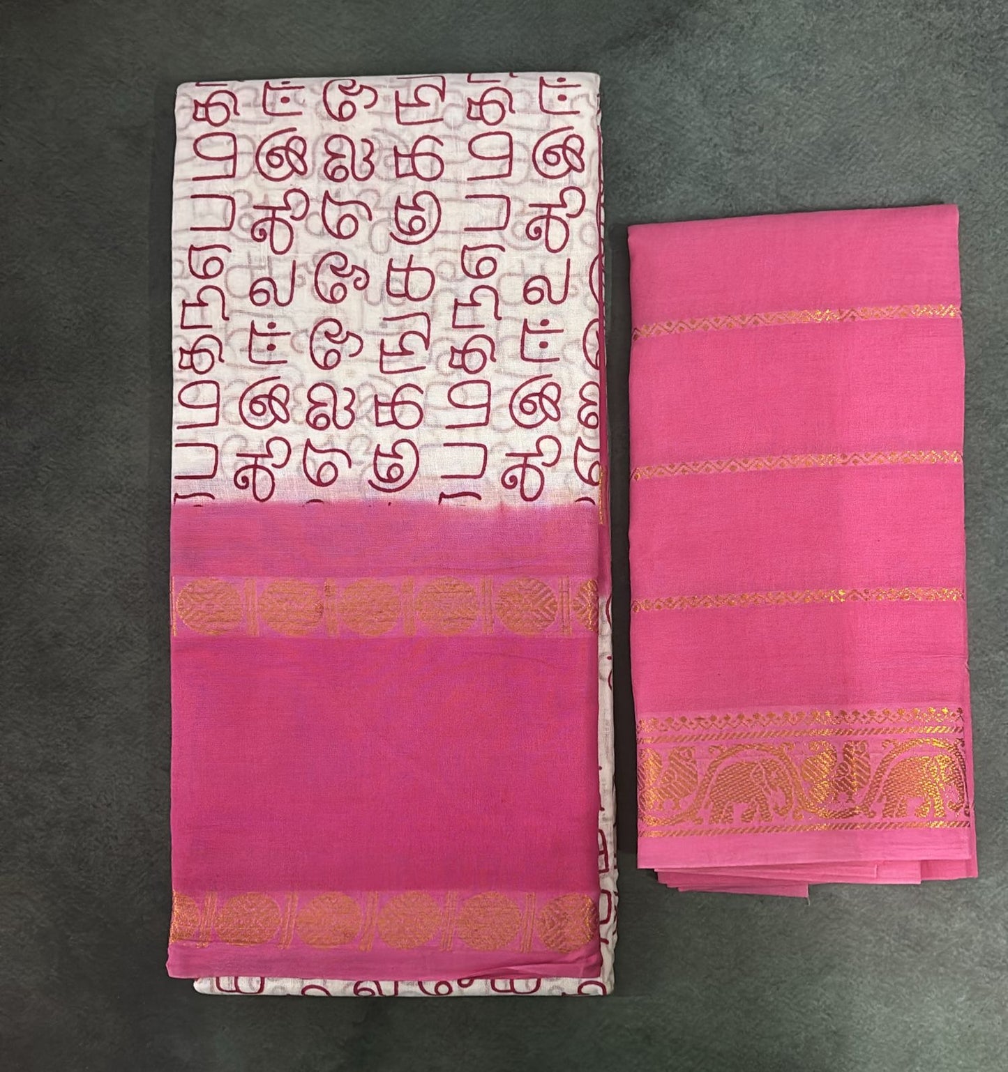 Tarangini Tamil letters with rudraksha border Sungudi Cotton Saree in powder pink shade