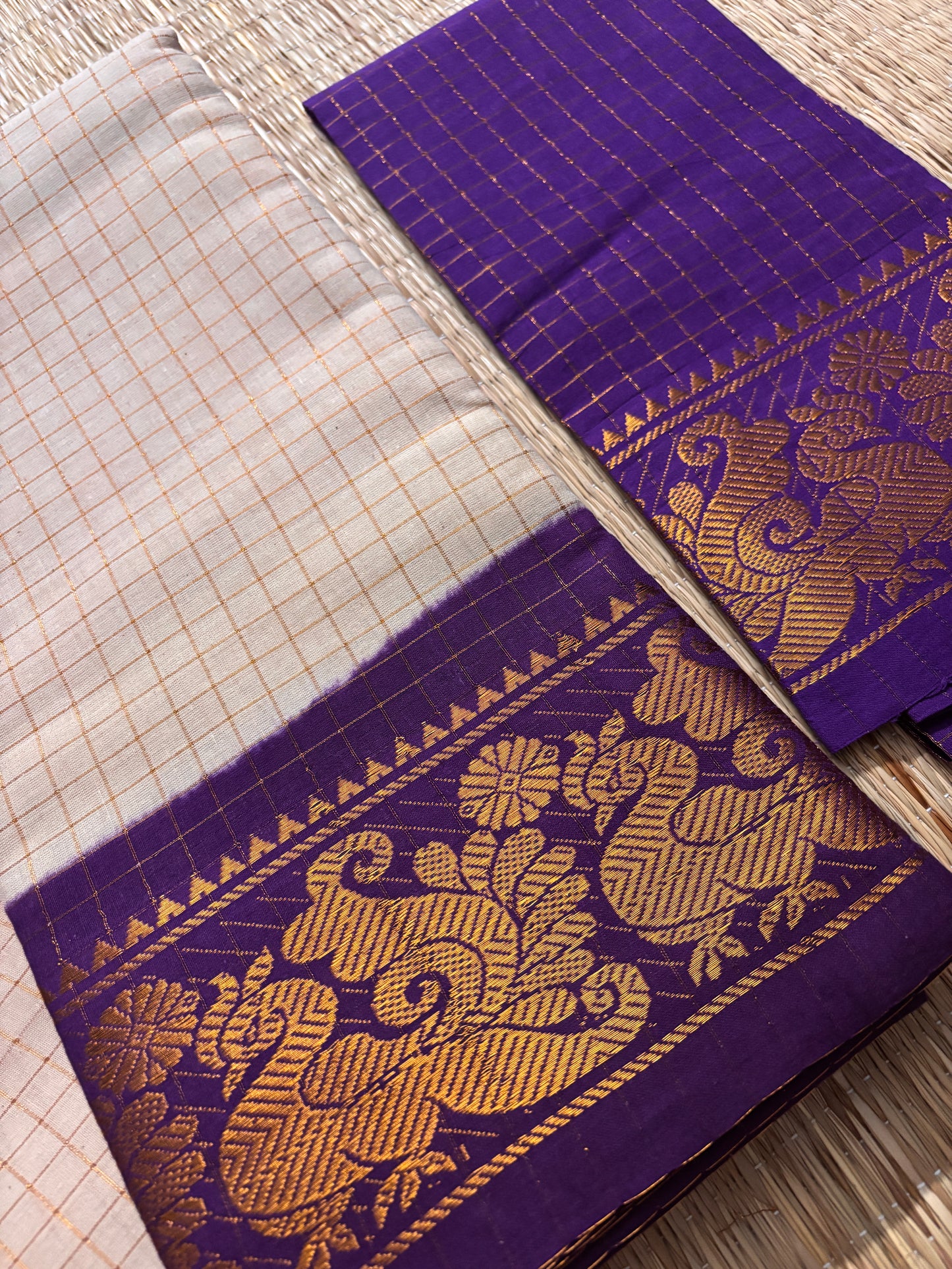 Tarangini : Sungudi Cotton zari kattam handloom beige Saree with violet border and Contrast Blouse TA12