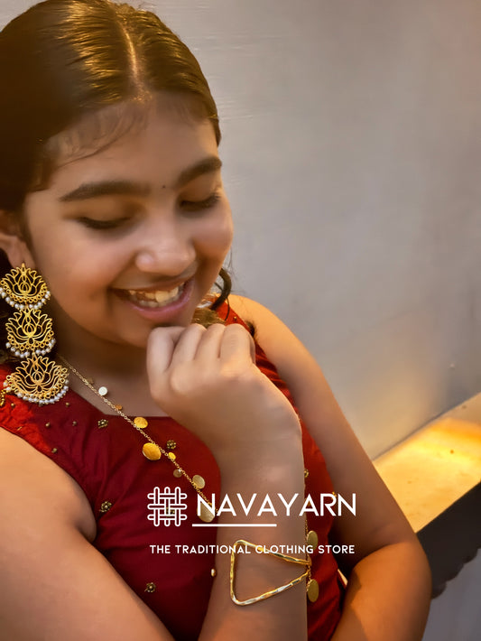 Anti tarnish Ethnic earrings lotus pattern