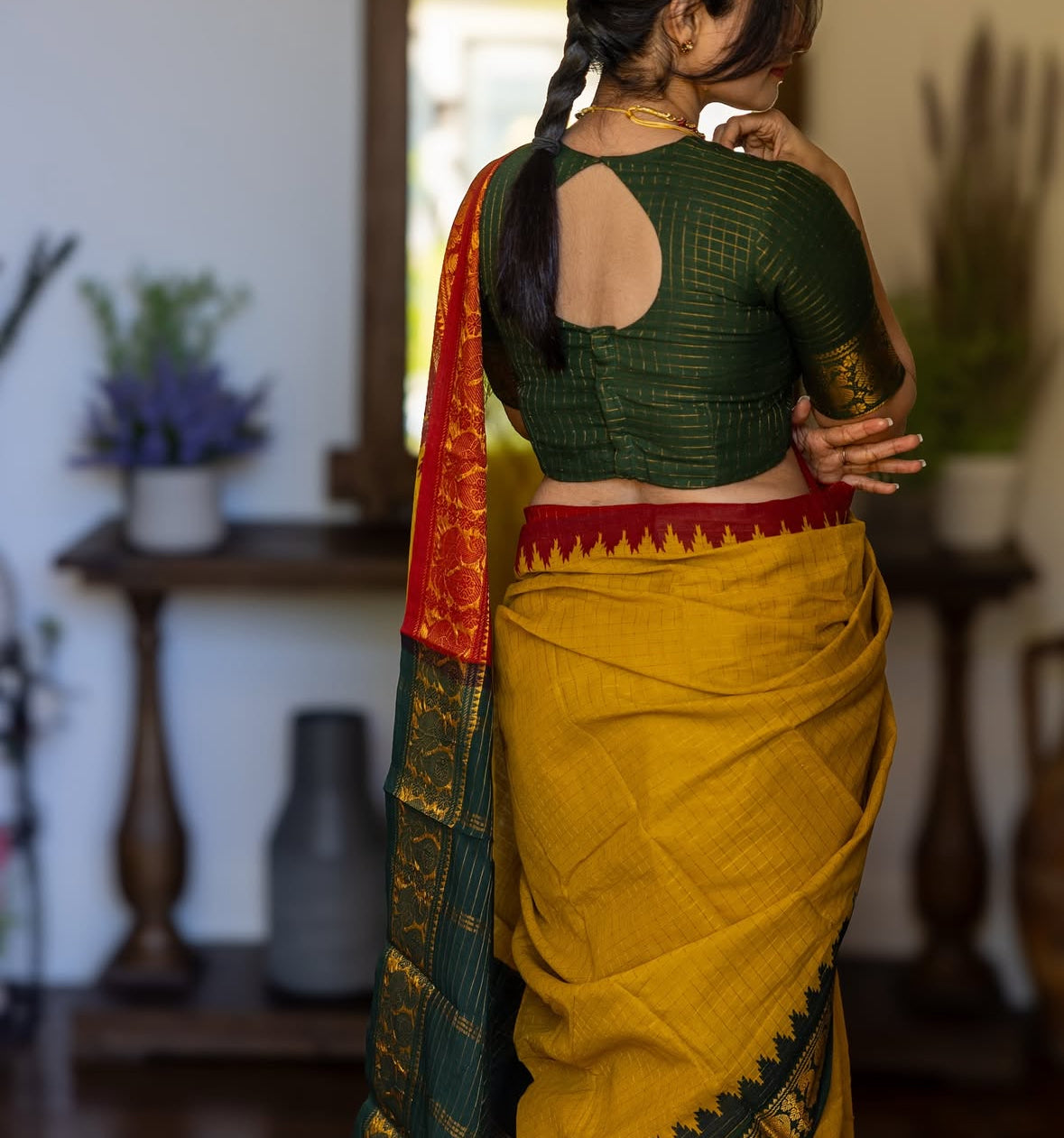 Pre order : Tarangini Handloom zari checks ganga jamuna sungudi sarees