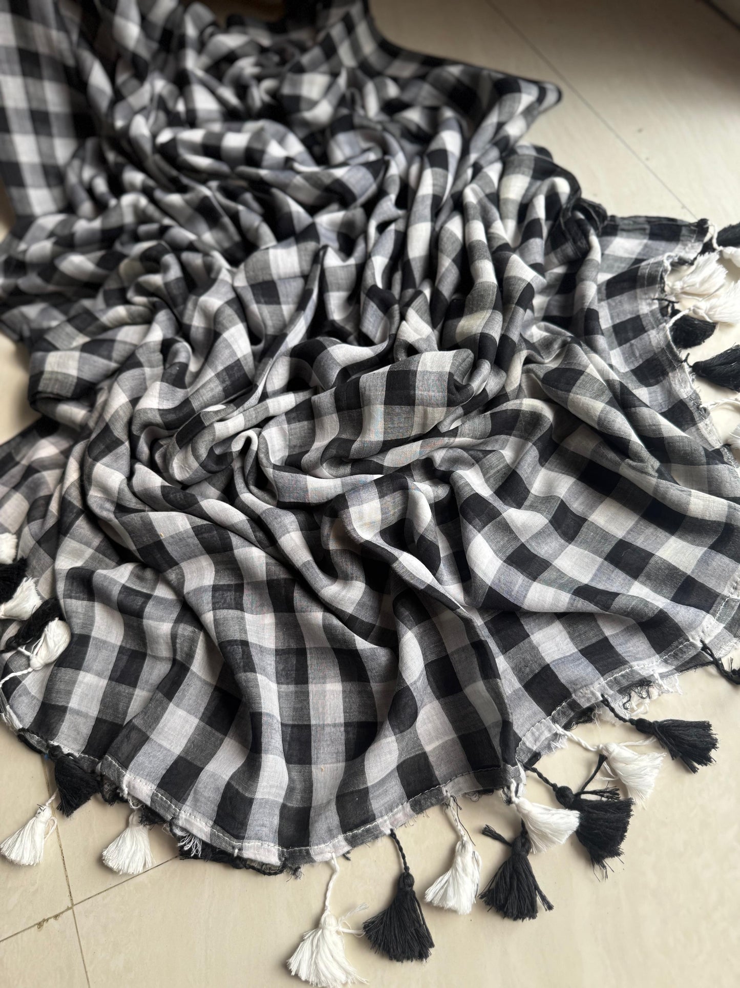 Office wear 120 thread count handloom mal cotton Saree
