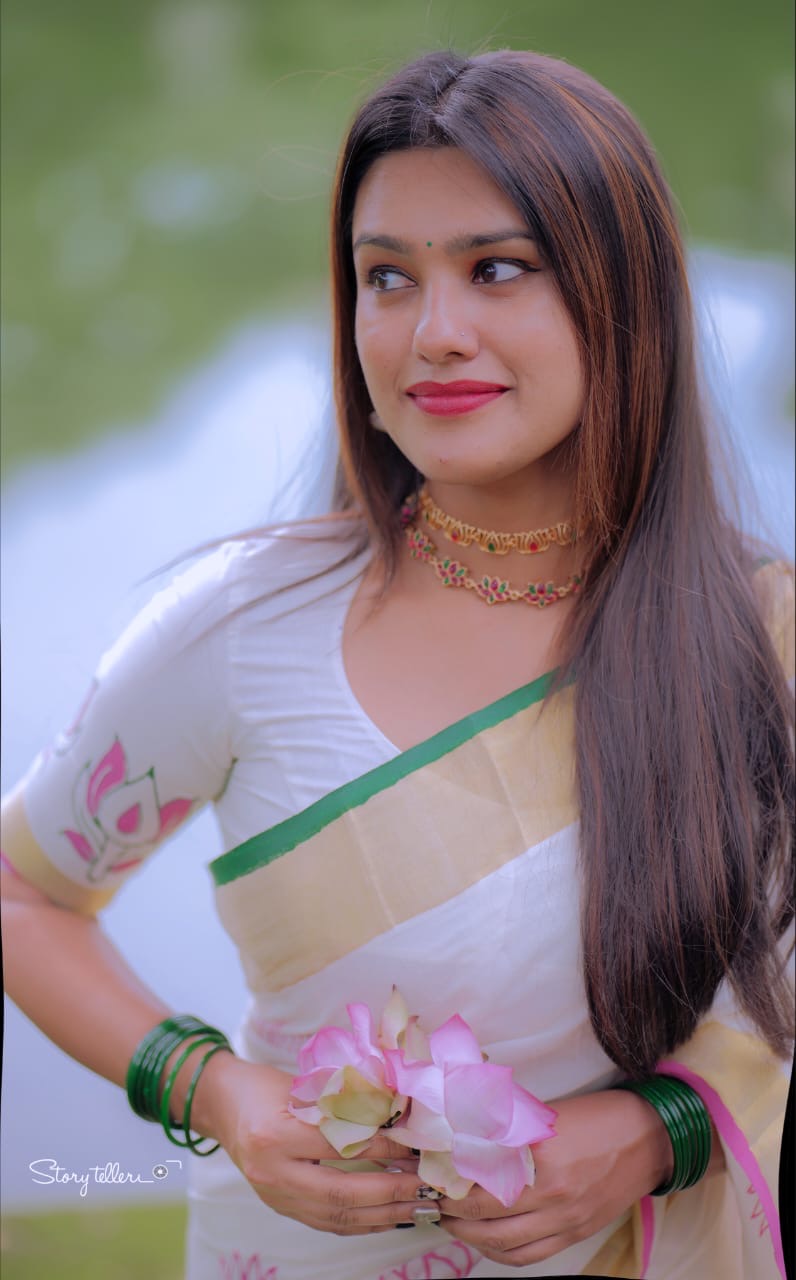 Sarvani Premium Hand block printed Kerala set saree pink lotus( Shwetha menon’s favourite)