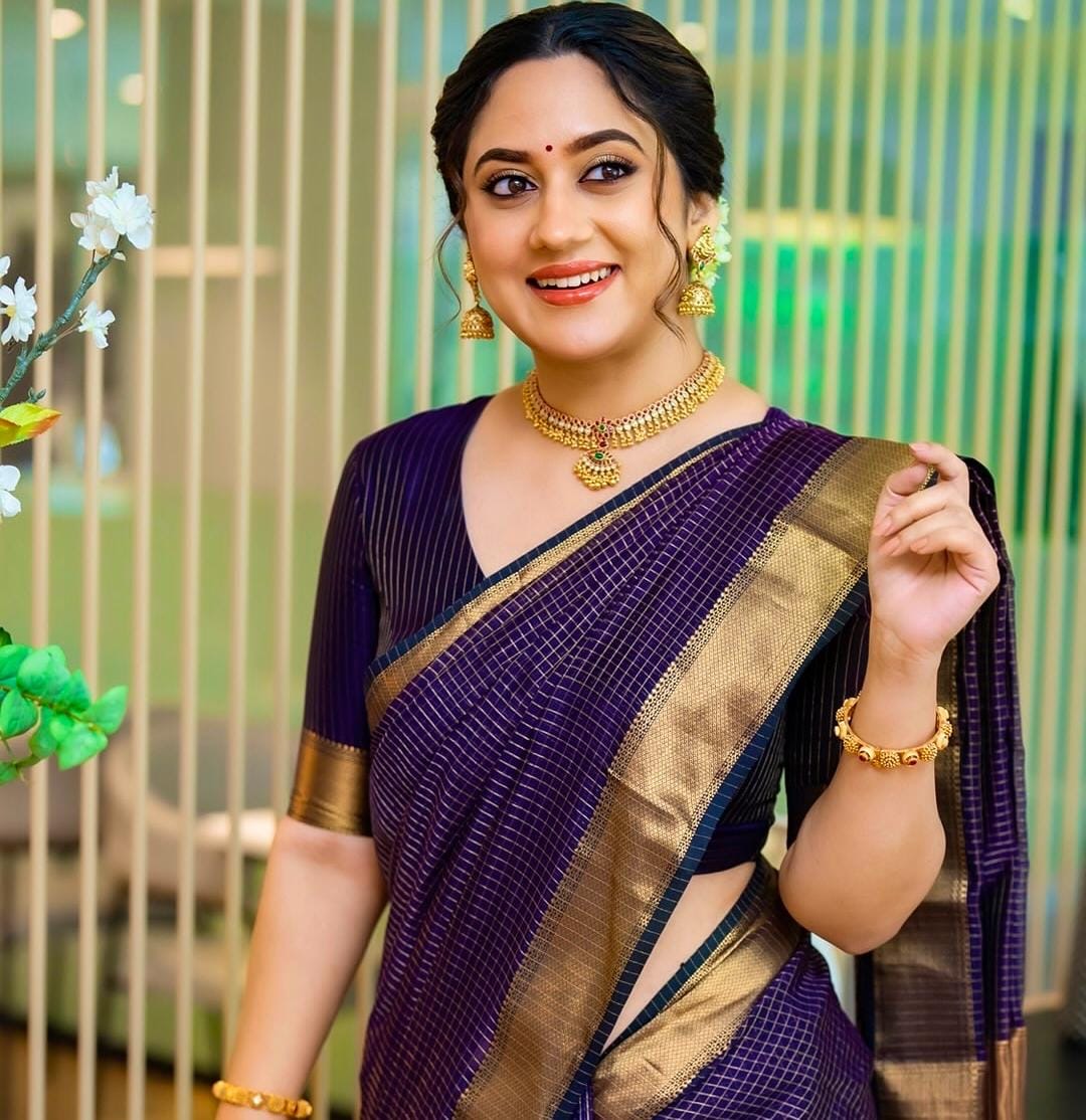 Kalyanika miya actress fame Maheshwari Silk saree