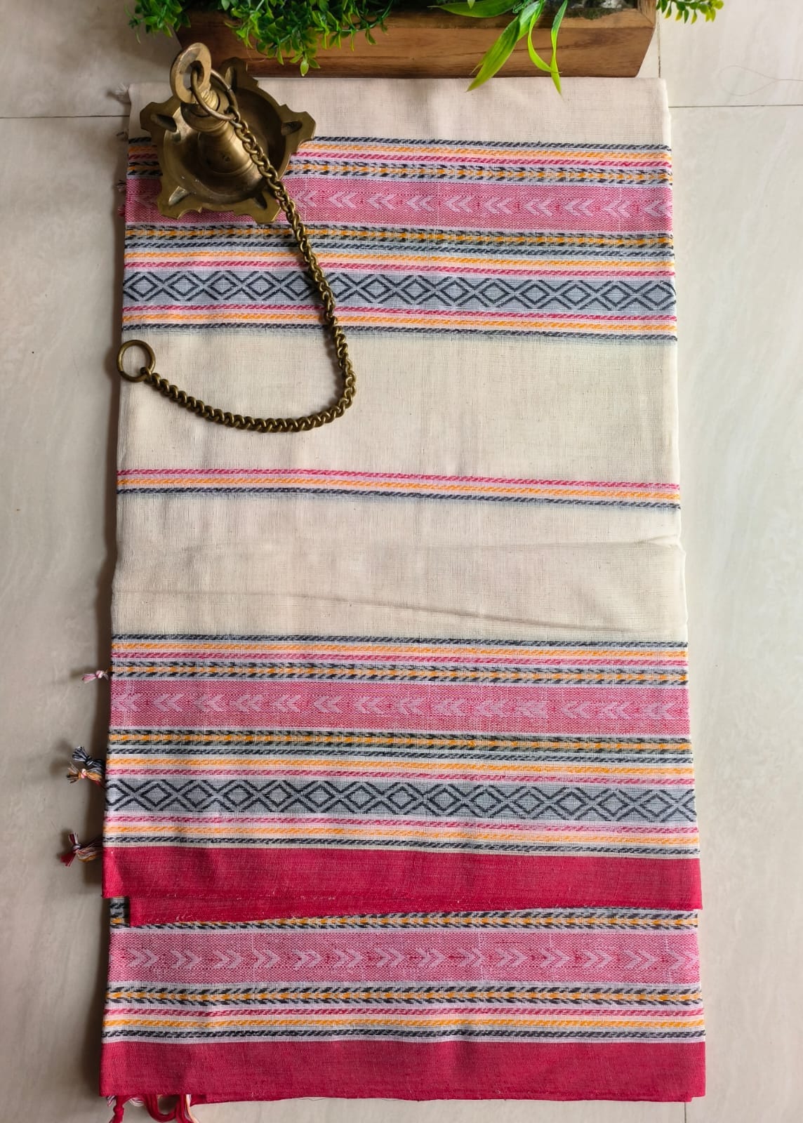 Rangini (रंगीनी) Bengal Handloom Dhaniyakhali Chateau Sarees DHA01