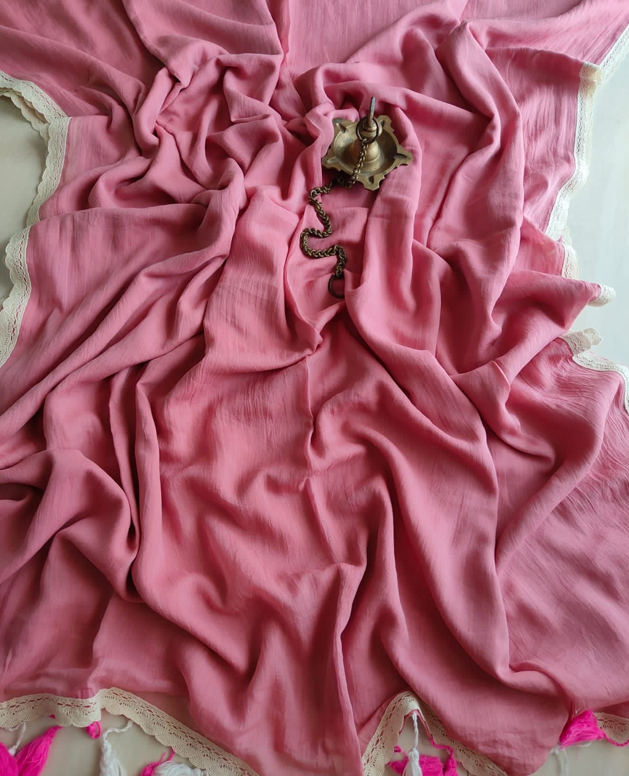 Viharika (विहारिका) Flowy lace: Powder Pink V04