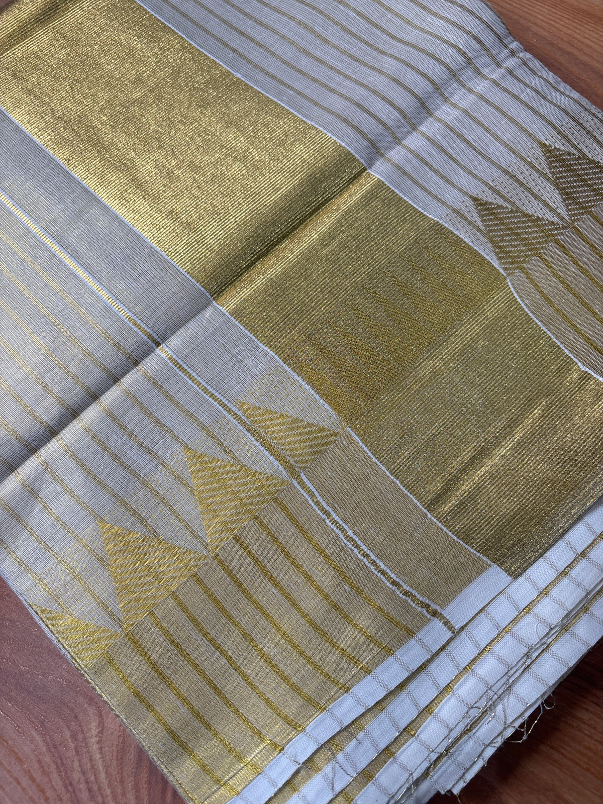 Golden Tissue Striped temple border Kerala Saree SAR75