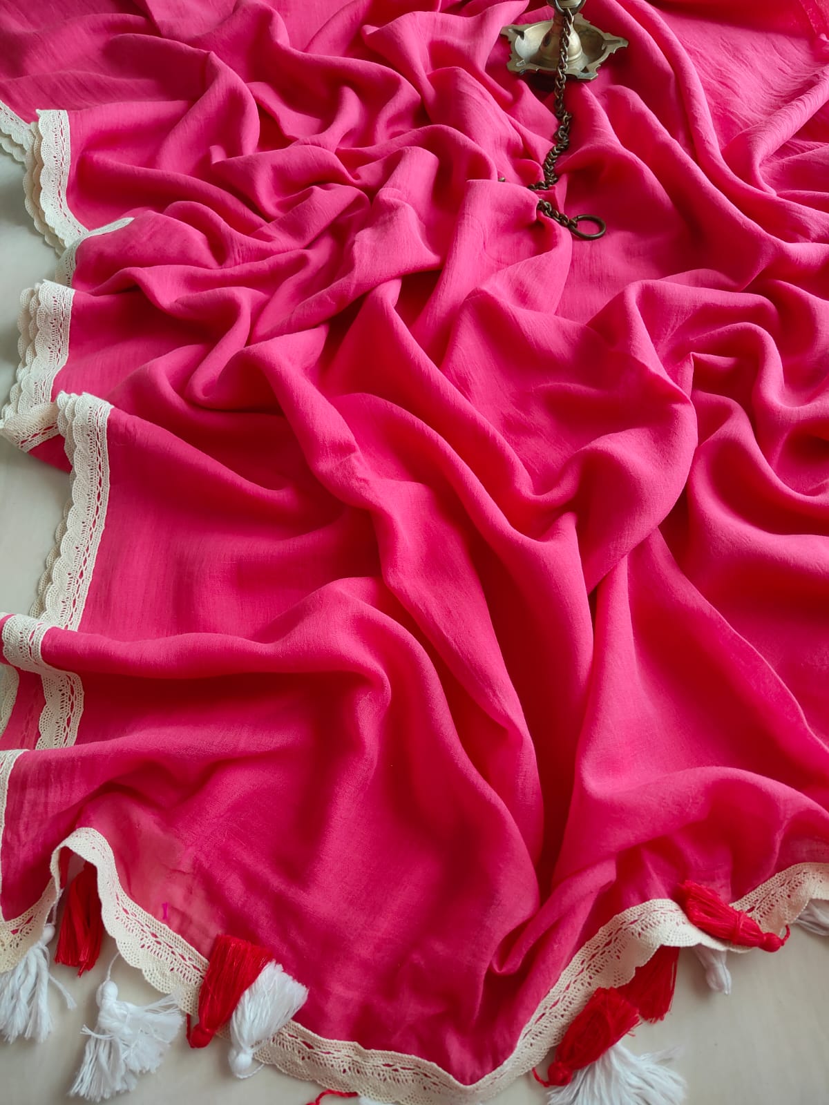 Viharika(विहारिका) Flowy lace: pink