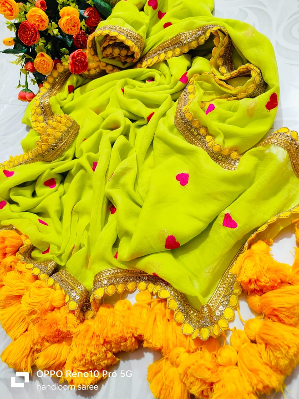 Viharika (विहारिका) Embroidery Lace Sarees : Floral Green love motif
