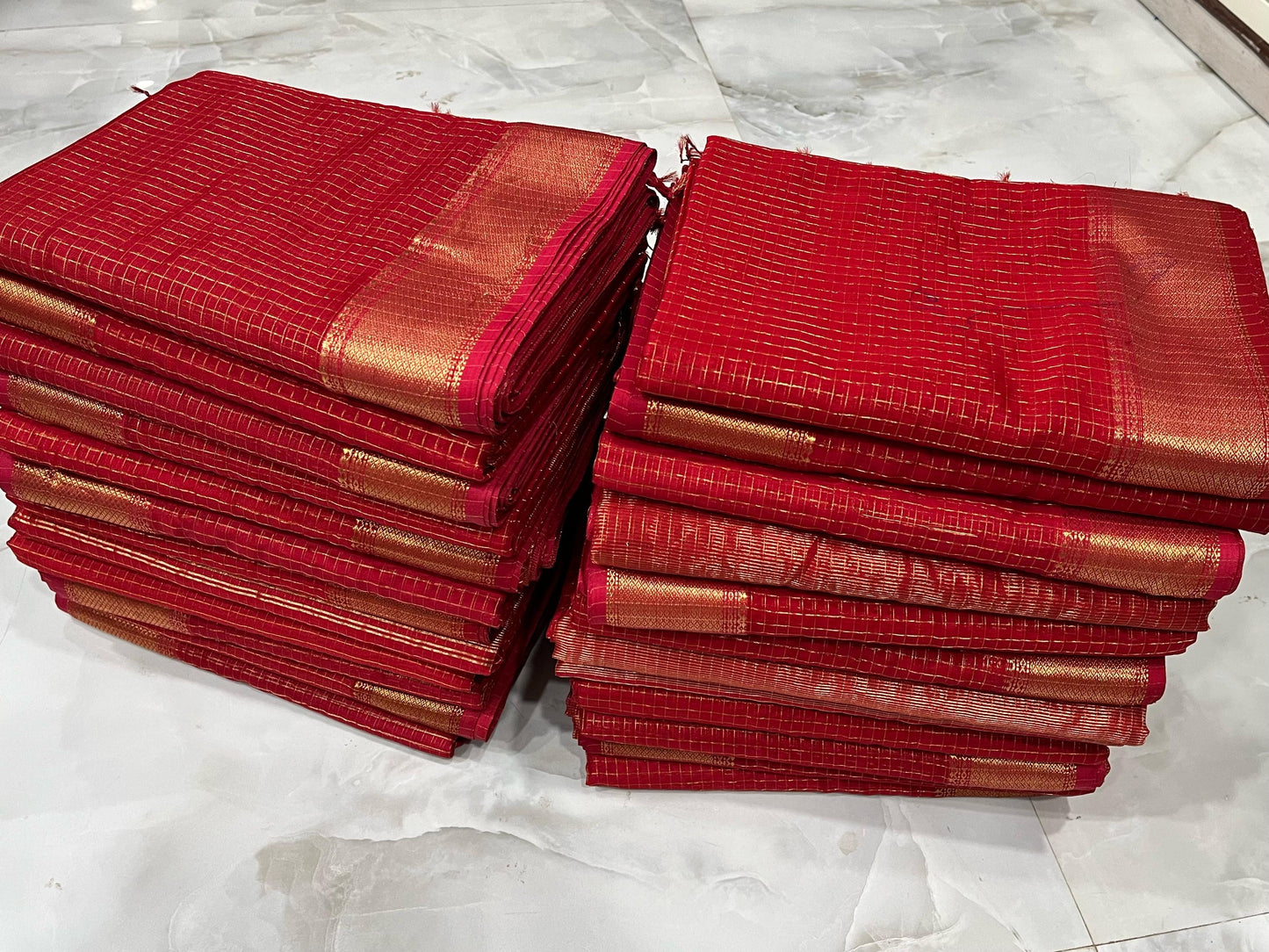 Kalyanika" (कल्याणिका) Handloom Maheshwari Silk Cotton Sarees Jari Checks Red KM12