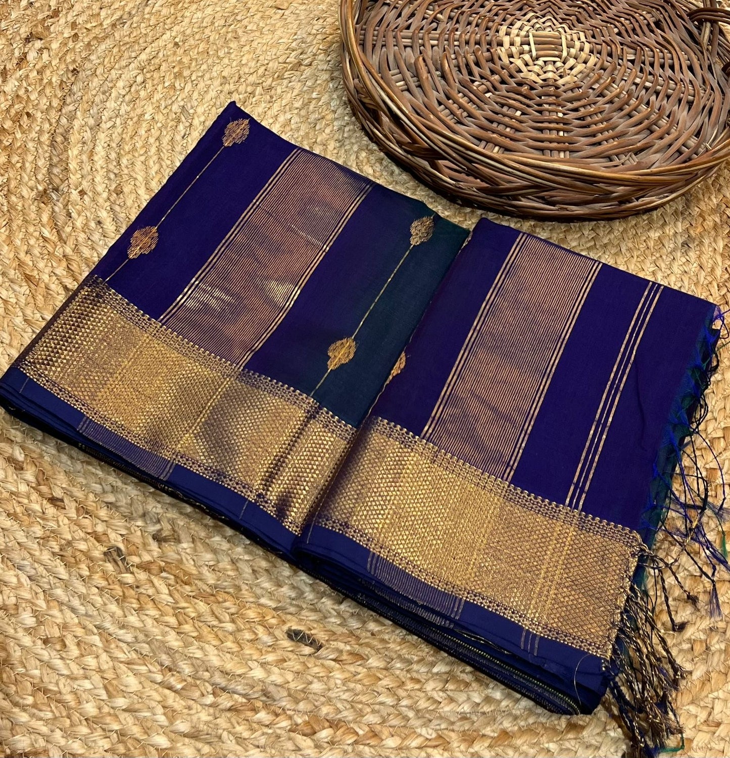 Maheshwari Silk Cotton buti line Saree Blue