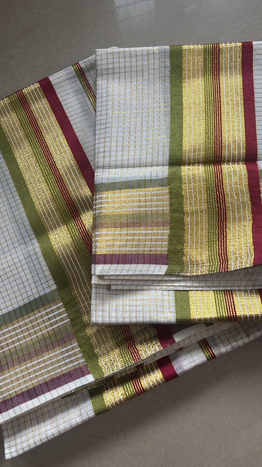 Handloom finish light weight Set Mundu