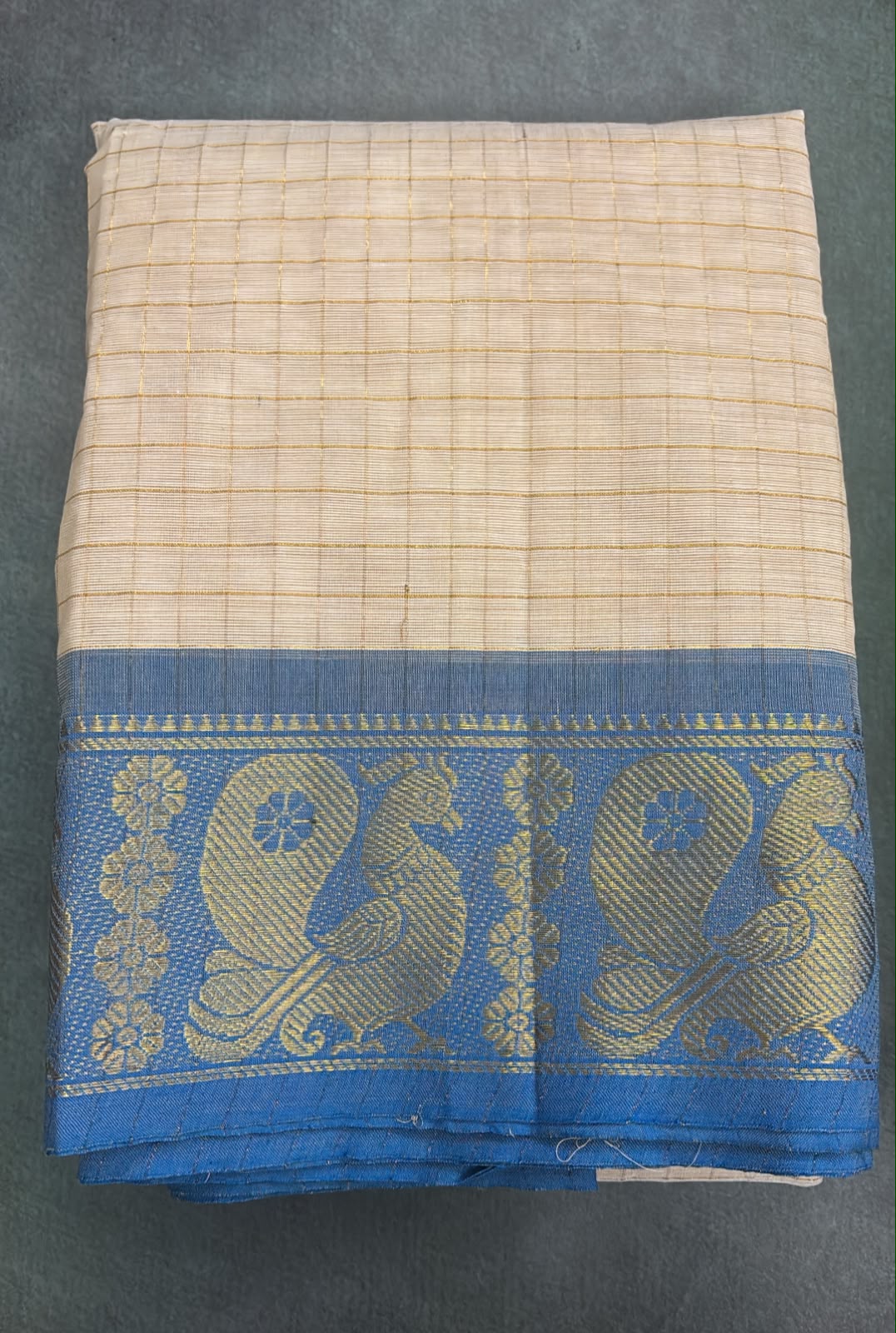 Sungudi cotton white with contrast blue border checks Saree