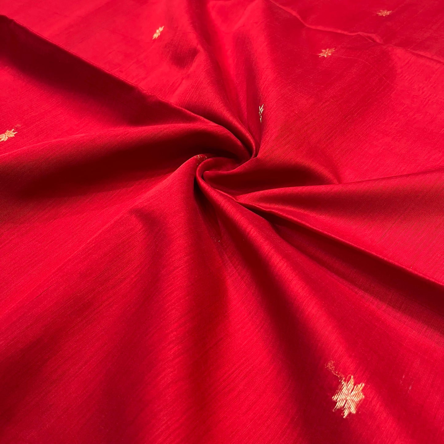 Kalyanika (कल्याणिका) Handloom Maheshwari Silk Sarees, star butta Magenta KM11