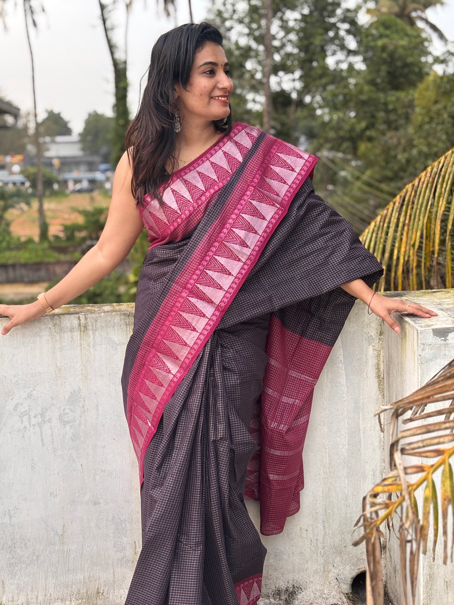 Gopuram border micro check sungudi cotton saree black and wine maroon