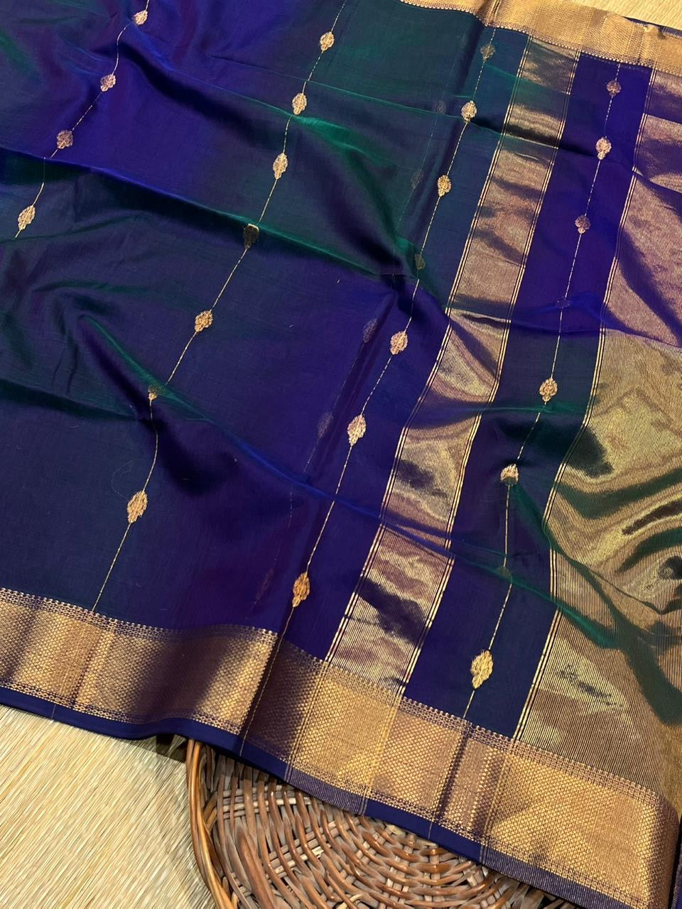 Maheshwari Silk Cotton buti line Saree Blue