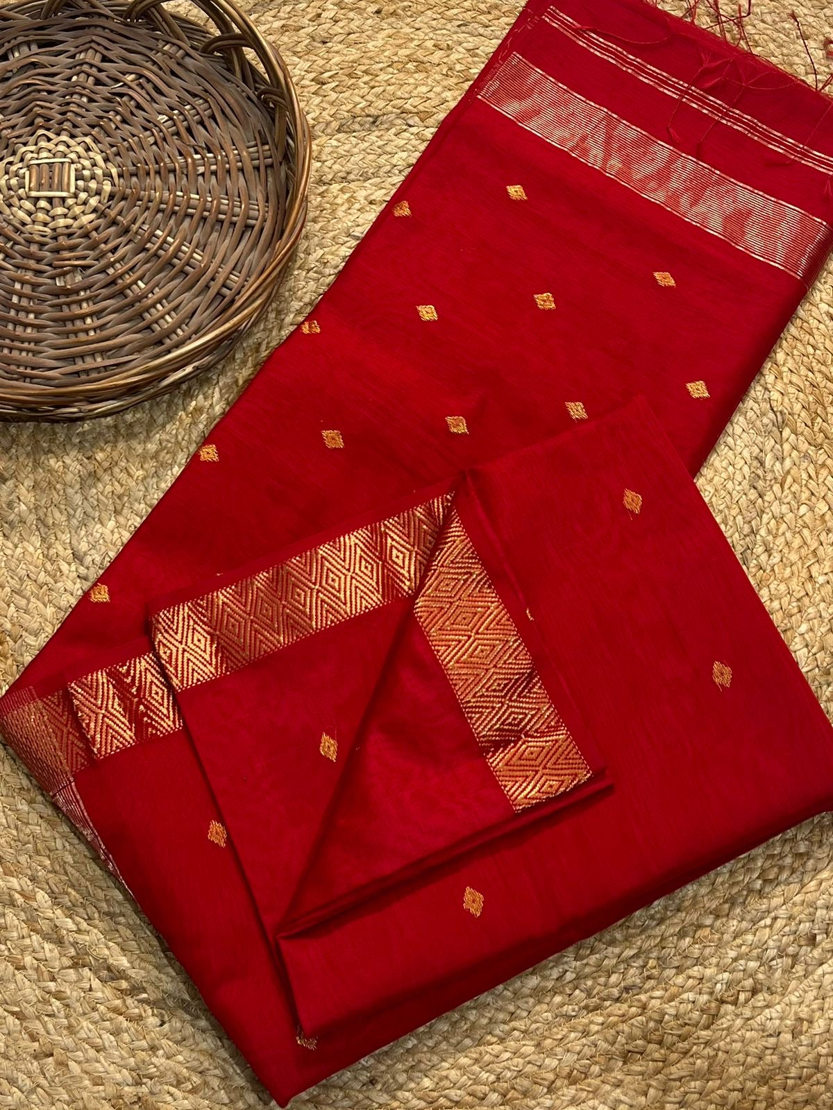 Maheshwari silk cotton diamond butta Saree