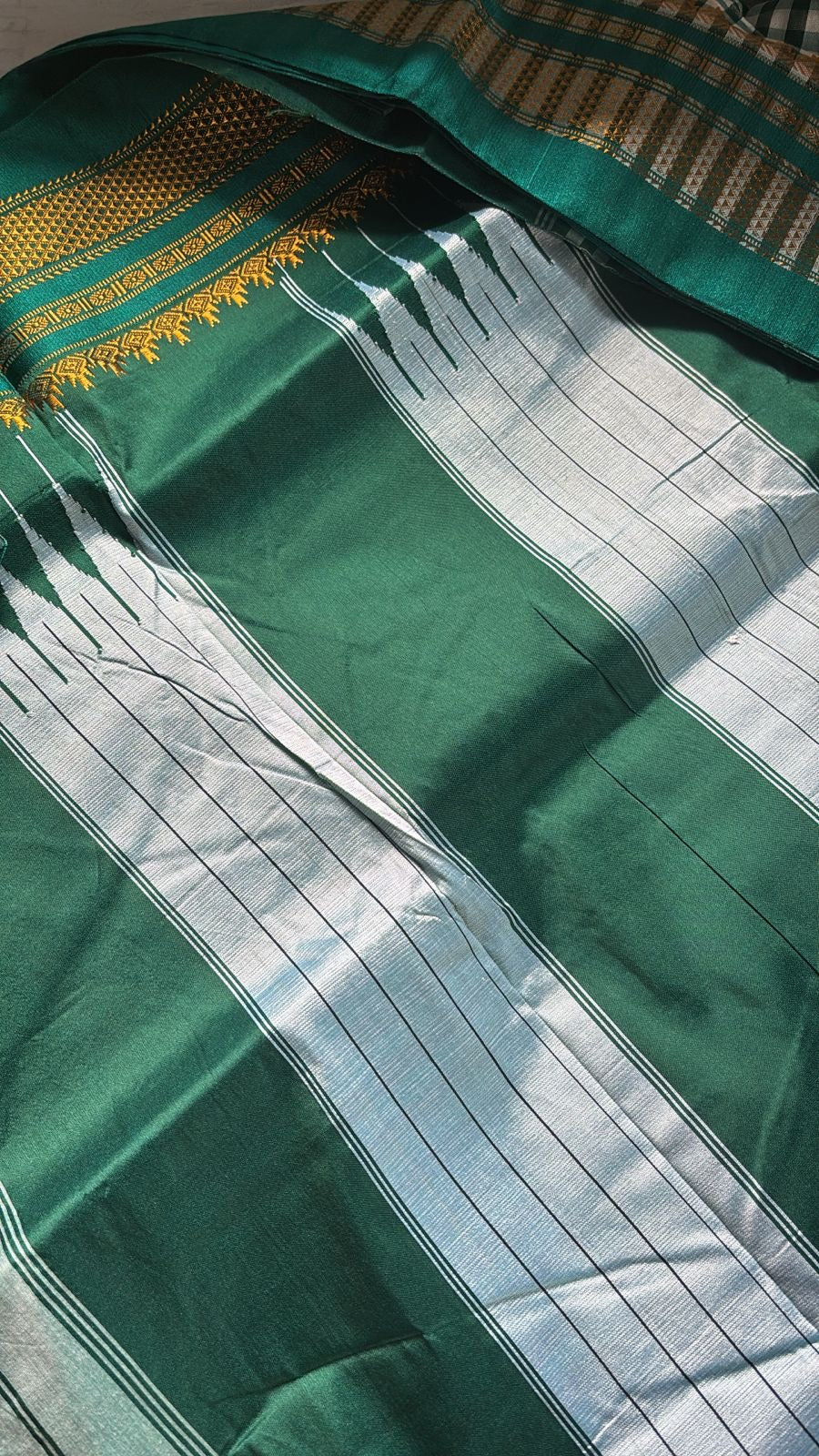 Yashodha Rama green check Cotton silk Sarees