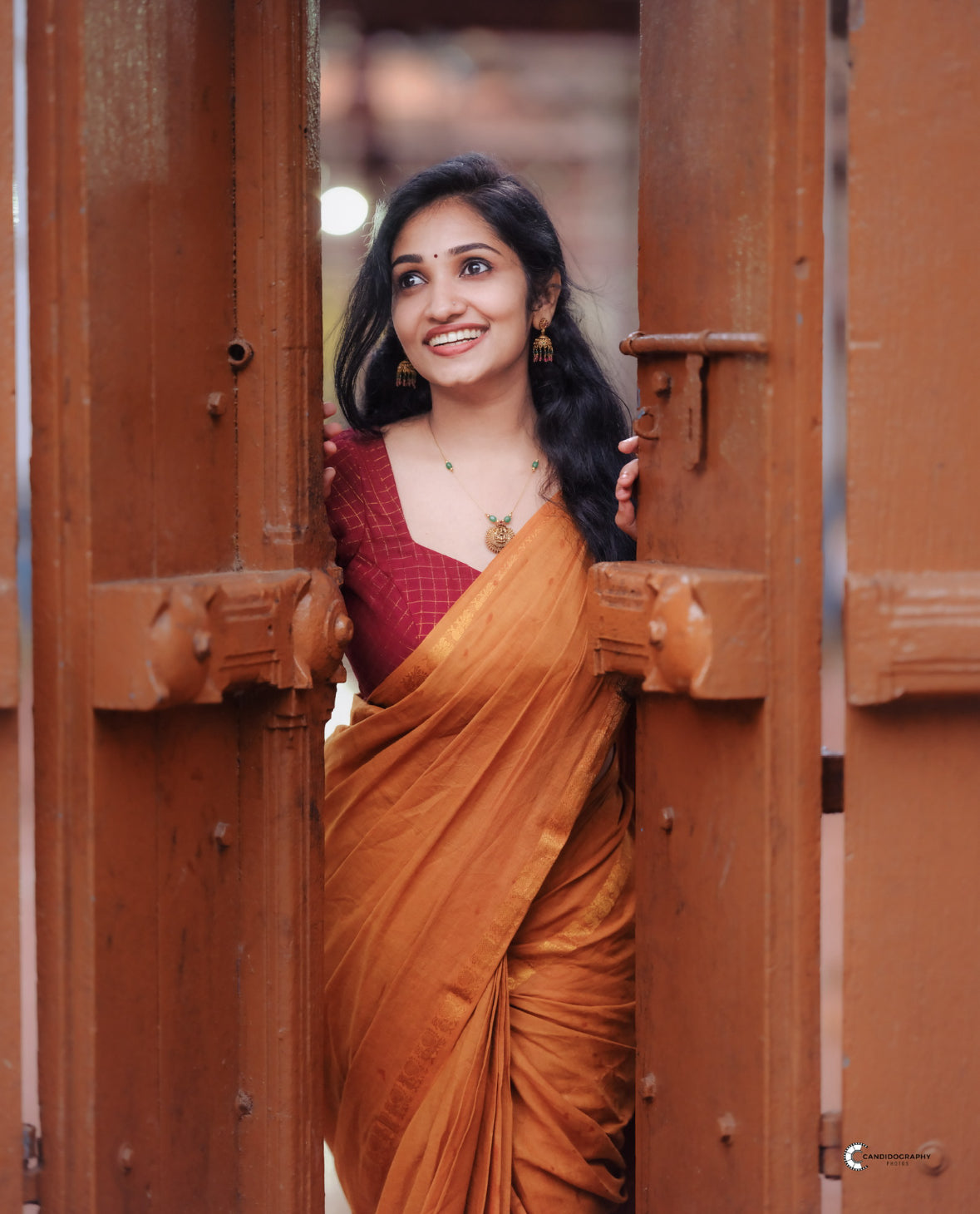 Pre order : Tarangini Handloom Sungudi Sarees Mustard yellow with contrast Maroon Blouse piece