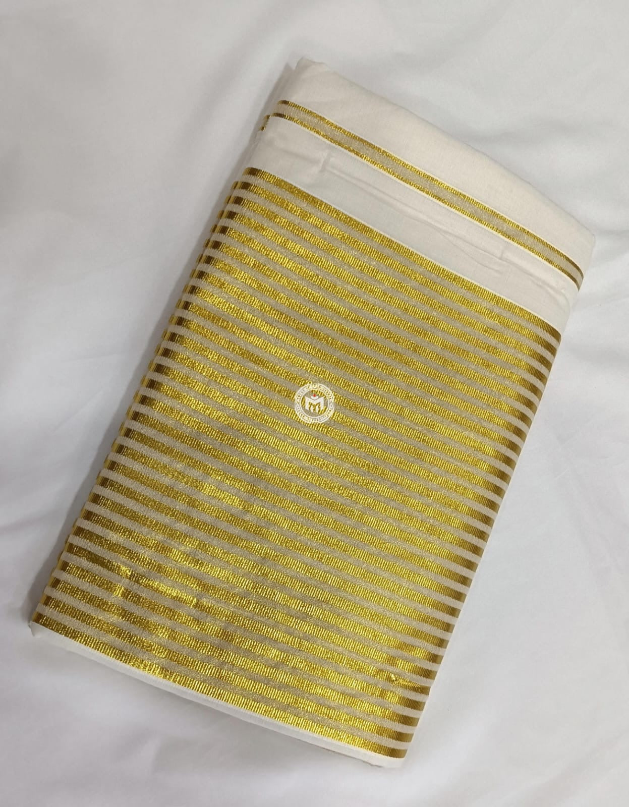Handloom model 10 inch striped kasavu temple border Onam Saree