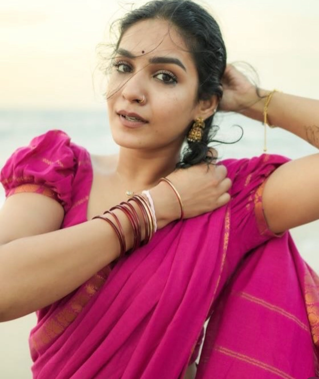 Tarangini Majenta handloom sungudi plain sarees, Sithara’s choice