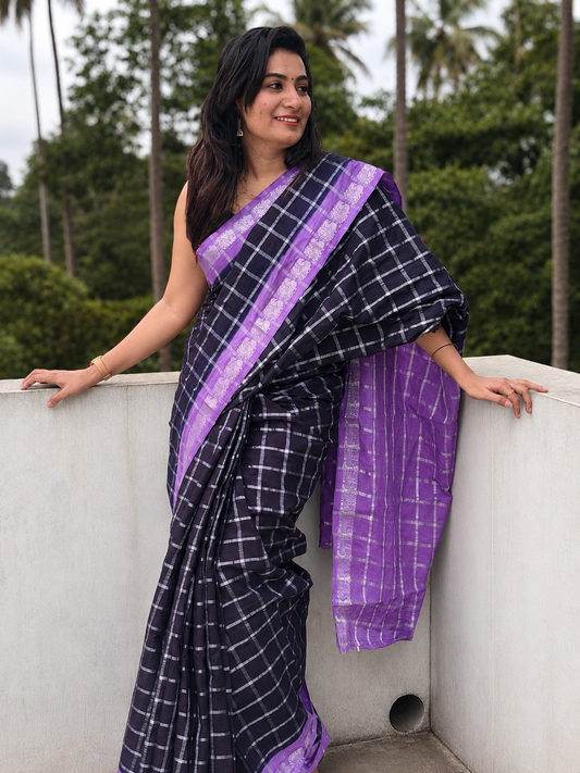 Silver Pavithra kattam Sungudi cotton saree with blouse black & violet