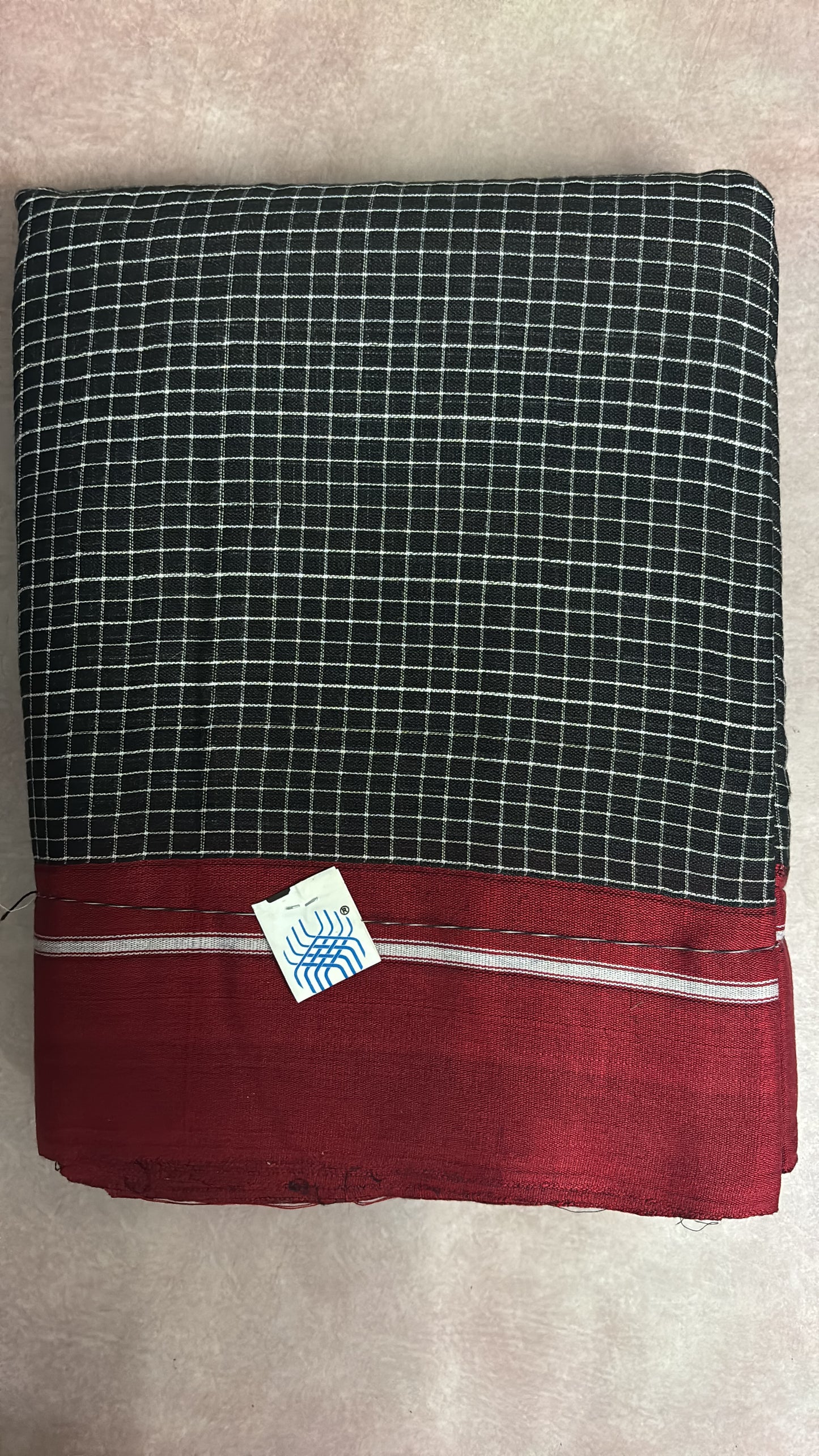 Patteda Aanchu black and maroon cotton  handloom marked Saree