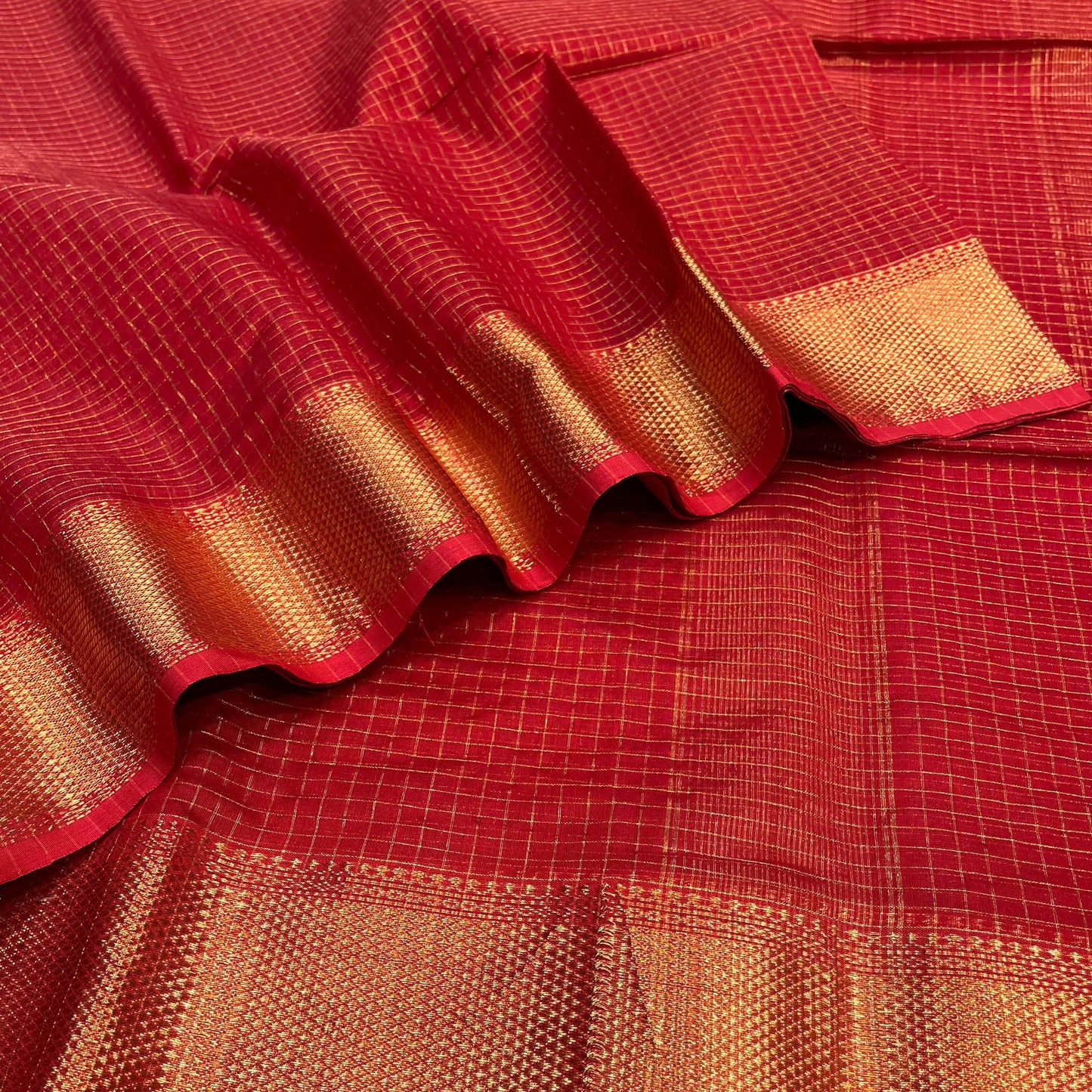 Kalyanika" (कल्याणिका) Handloom Maheshwari Silk Cotton Sarees Jari Checks Red KM12