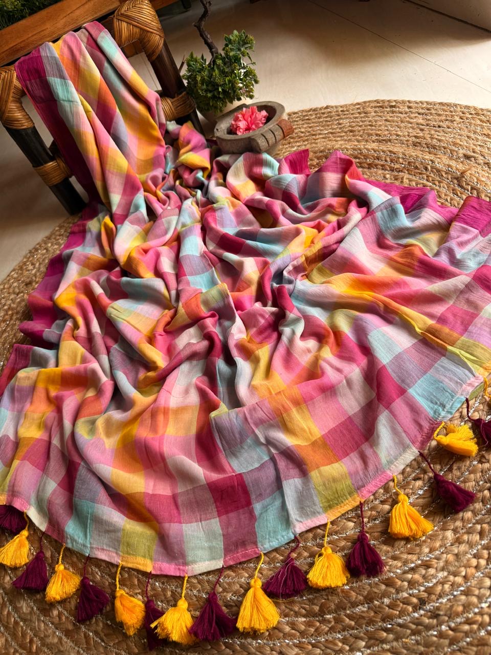 Handloom checked Multi colour mal cotton Saree