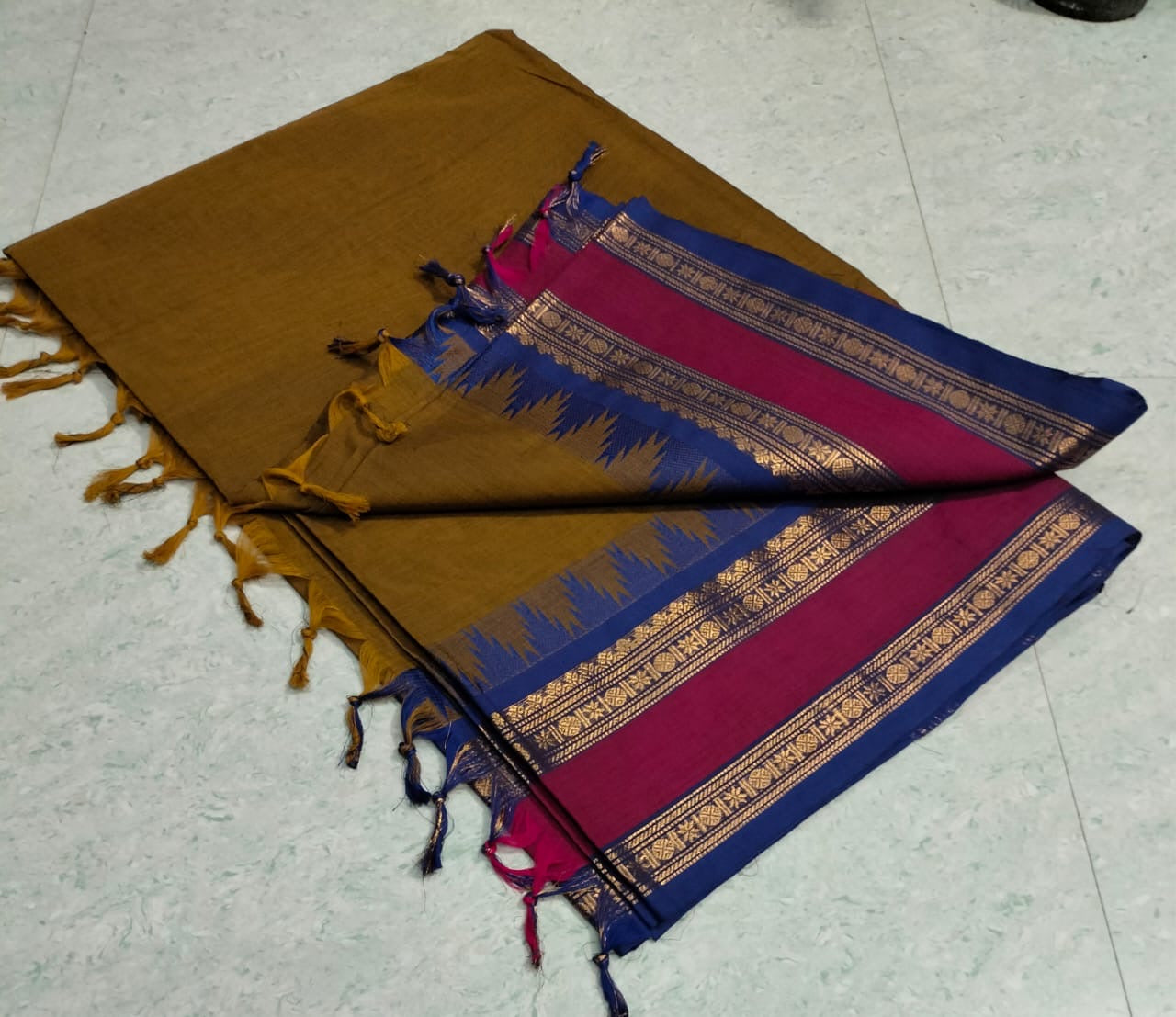 Sangita Chettinad kanchi cotton rustic shade with temple border Saree